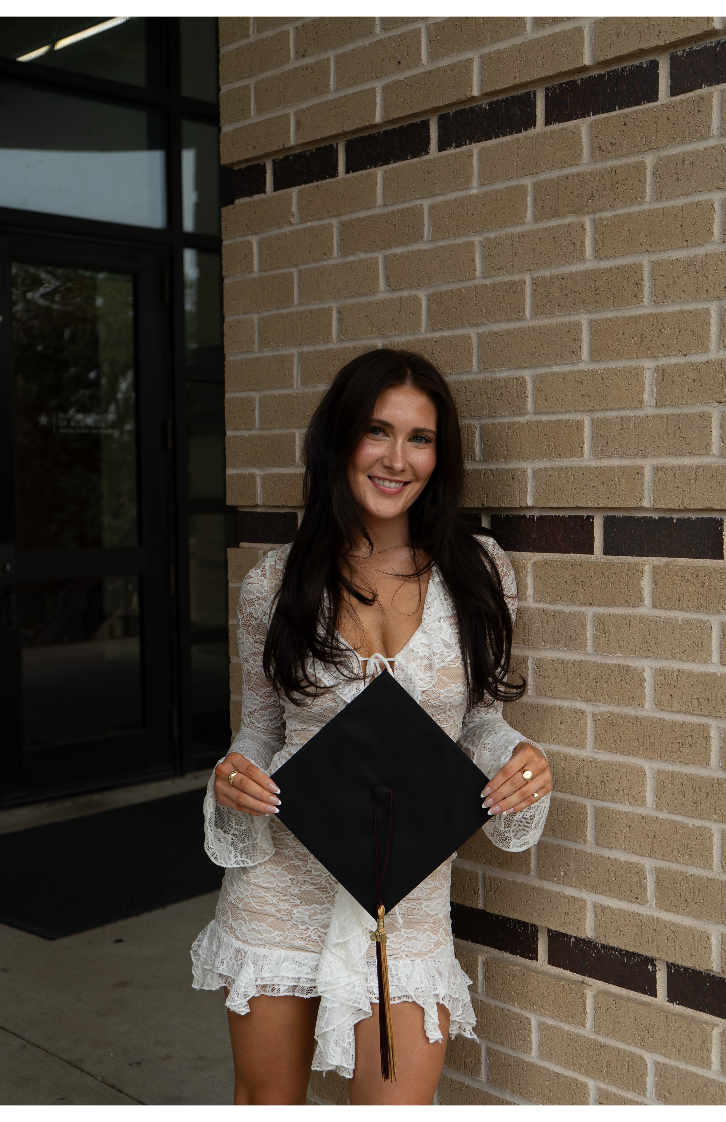 Riley nd Kate Grad-026.jpg