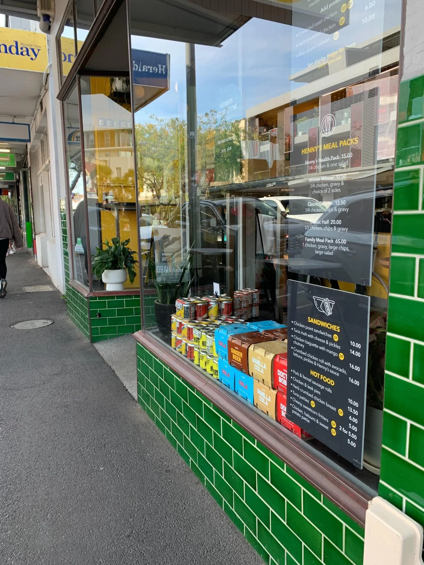 We love to transform tarnished copper shopfronts#elwoodvillage #ormondroad #shopfront #heritagearchitects #