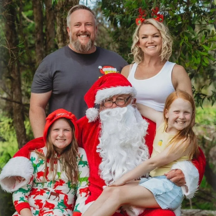 Merry Christmas from my family to yours. 

See you all in the new years 🥰