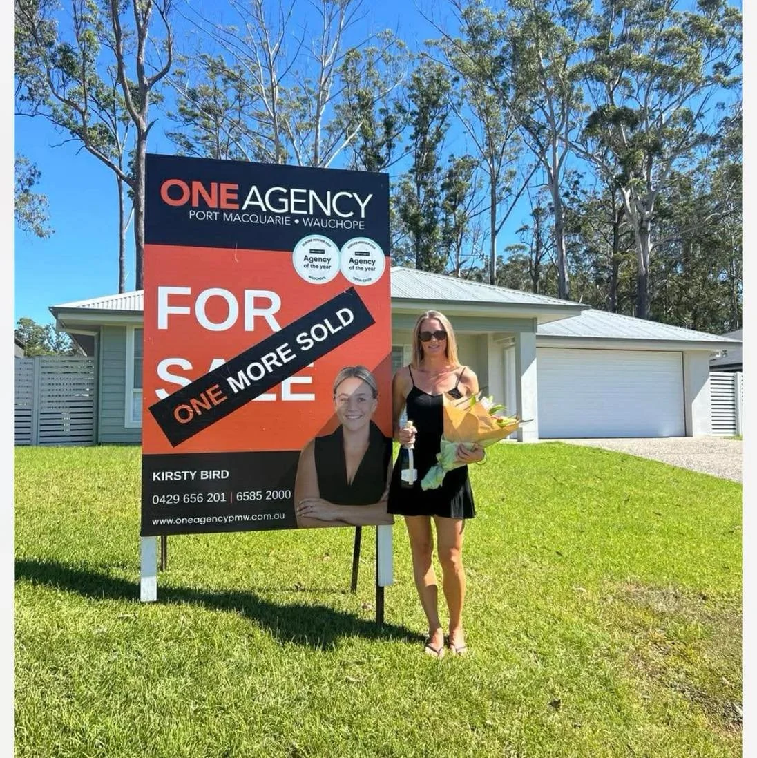 Go girl!! 🥂

Another SOLD sign up and just look at this photo&hellip; this client did it!!! So very proud of you. 

Thank you for always choosing Strive Finance to be part of your journey.

☎️ 0423291616
www.strivefg.com.au

#FirstHomeBuyer #HomeDep