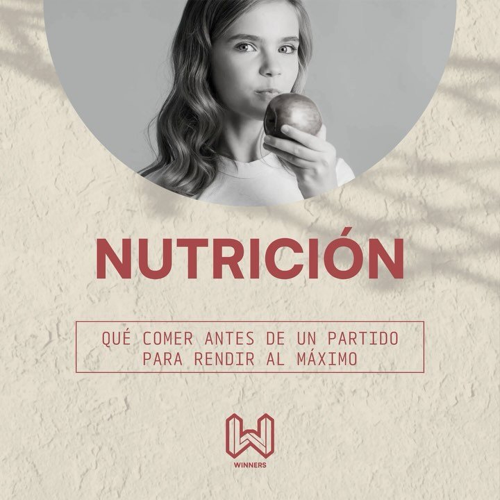 .

🍏 Nutrici&oacute;n: Qu&eacute; comer antes de un partido para rendir al m&aacute;ximo 🍏

La alimentaci&oacute;n antes de un partido es clave para asegurar que tengas la energ&iacute;a y resistencia necesarias durante el juego. Elegir bien qu&eac