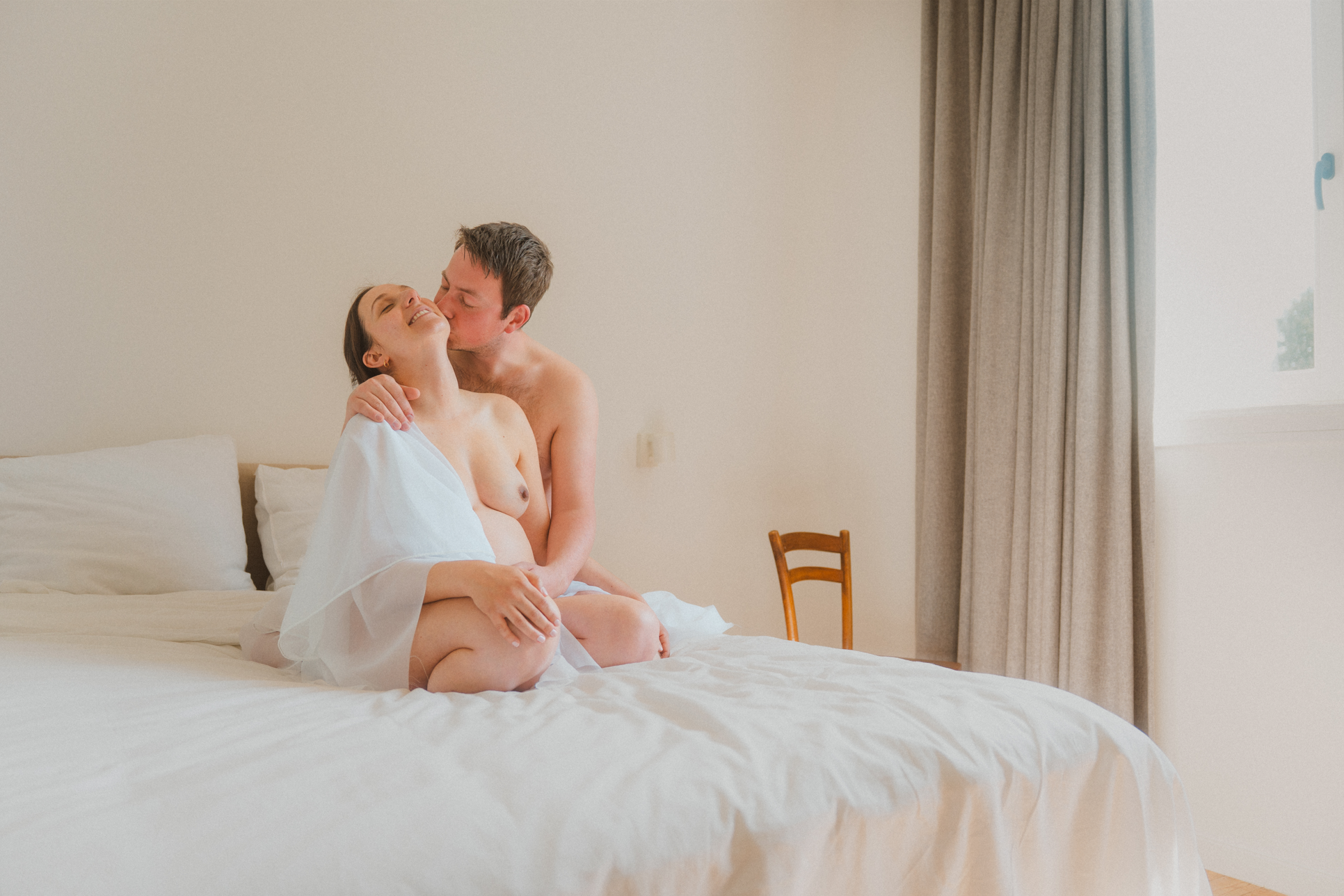 Pregnancy x Couple Boudoir