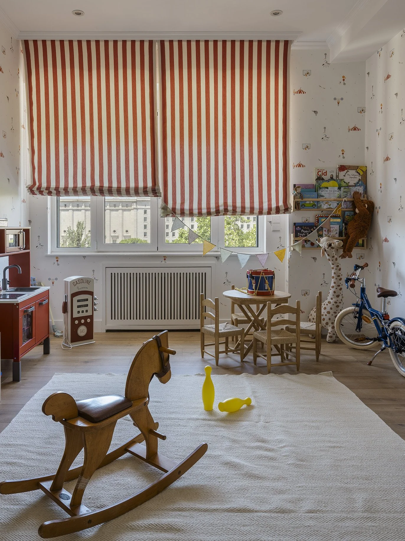 25Castellano 960201.jpg