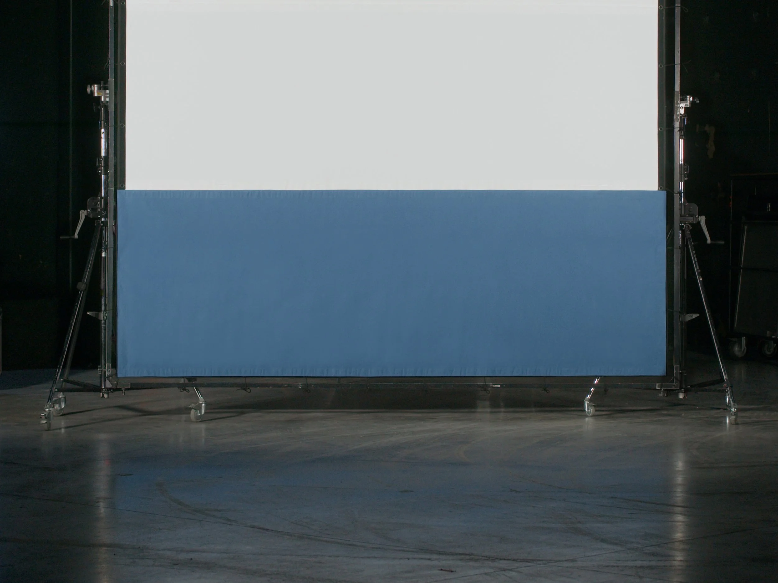 12x12 White Base Ocean Strip crop150.jpg