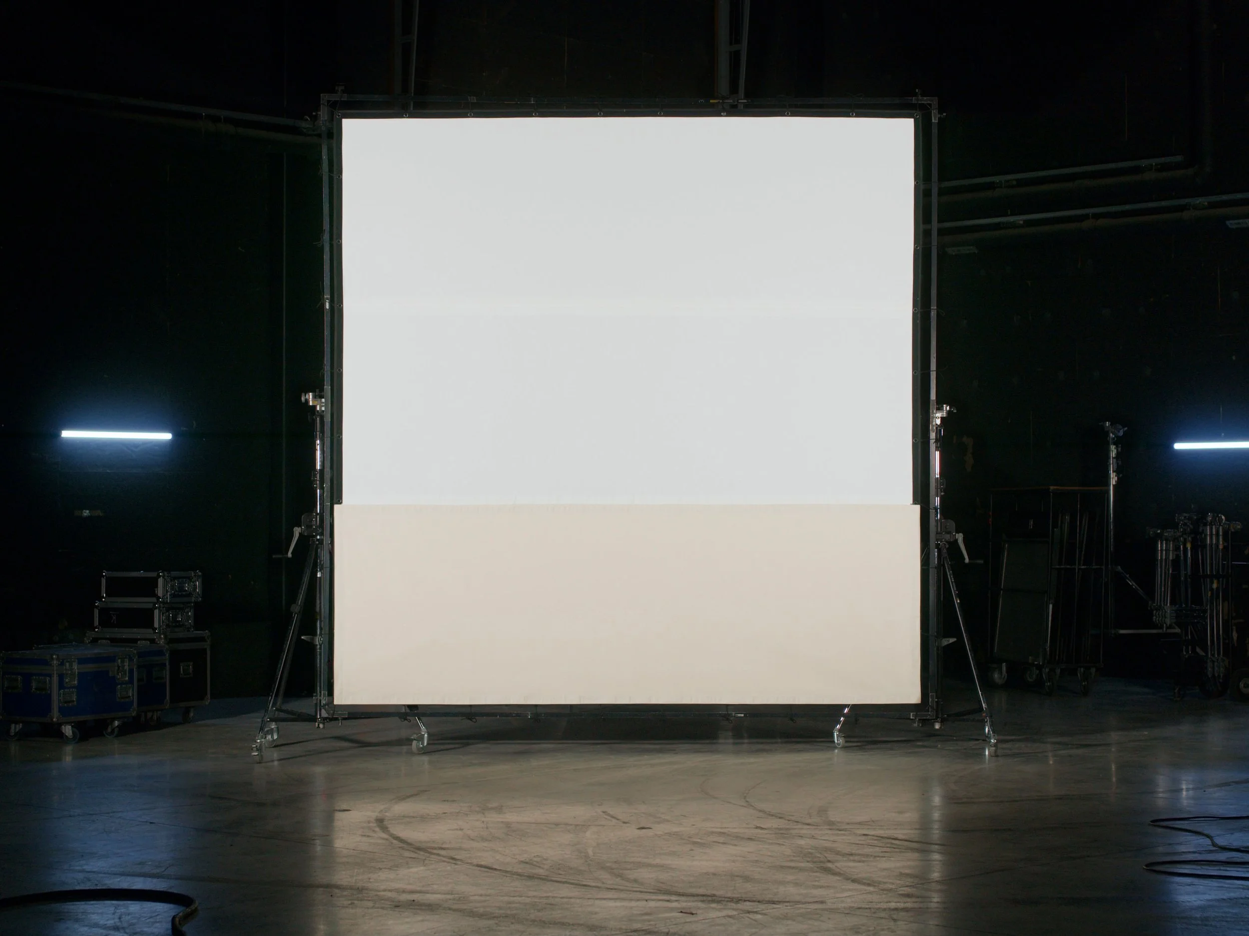 12x12 White Base Ecrü Strip.jpg