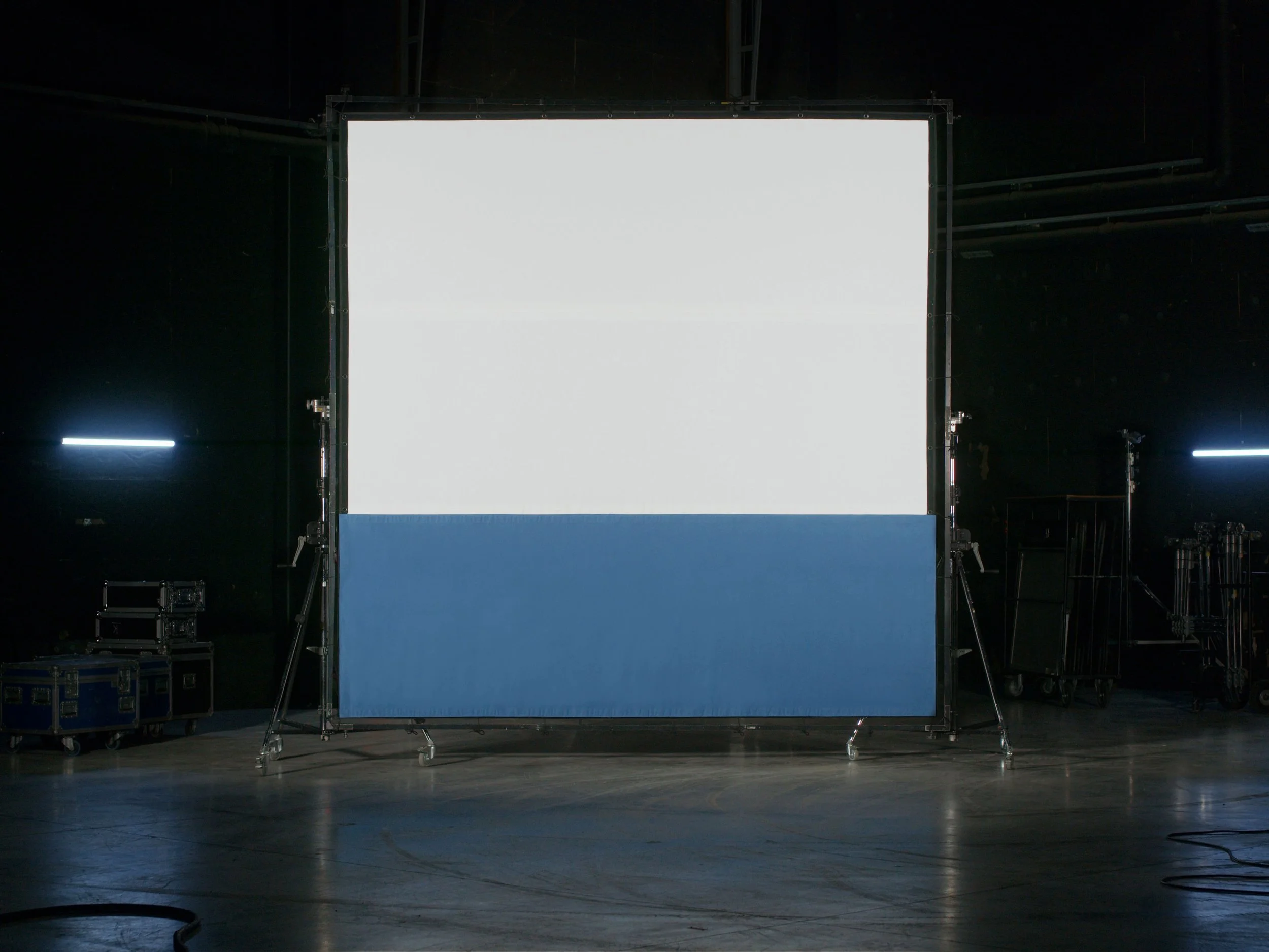 12x12 White Base Ocean Strip.jpg