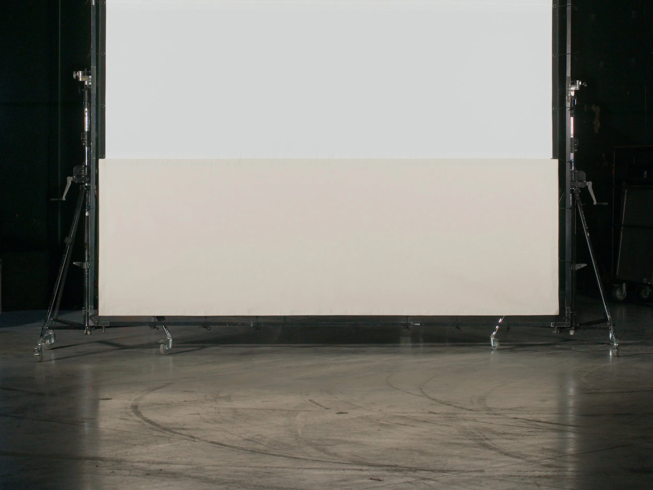 12x12 White Base Ecrü Strip crop150.jpg