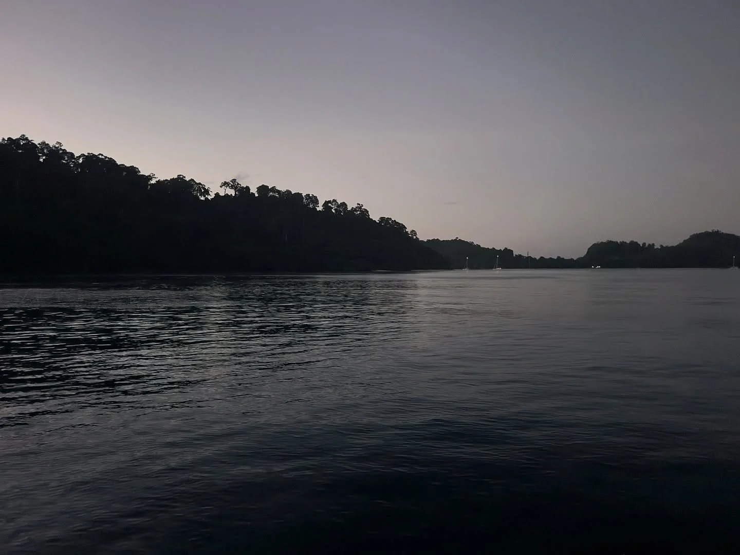 Heading back to langkawi after our first Thailand trip of the season . Our first anchorage,the beautiful islands of Ko Rok and Ko Nok. Next stop Ko Lipe. Check out our website for details of our upcoming RYA courses at redcapsailingschool.com in Lang