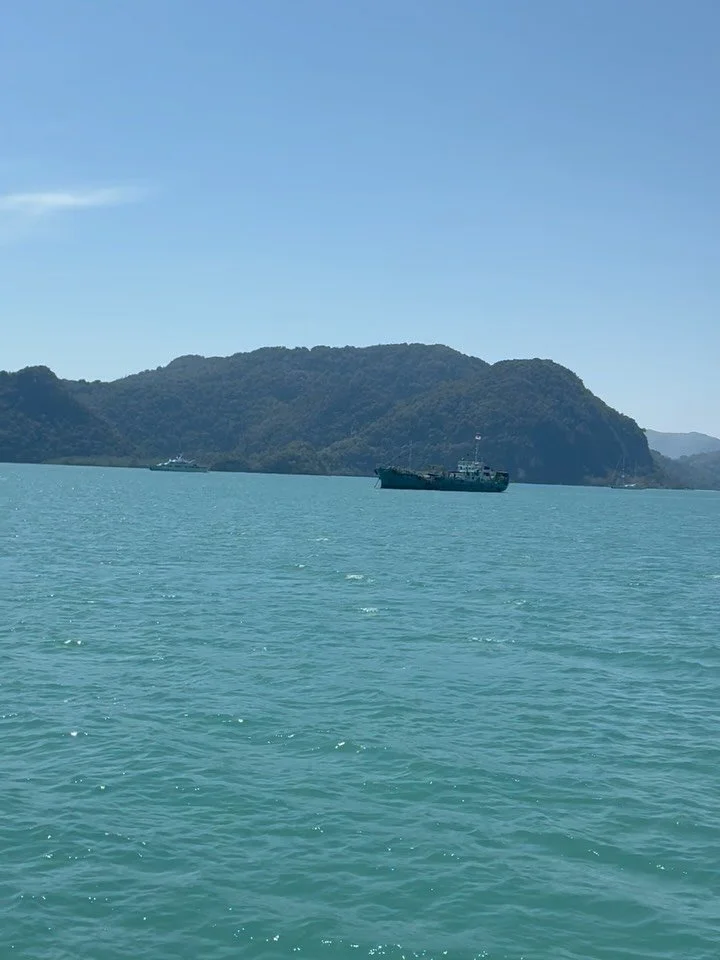 From tropical seas to wonderful sunsets makes southeast Asia a great area to explore as well learning to sail. Join us for your next RYA sailing course and experience the beautiful sailing grounds that Red Cap Sailing School operates in. Checkout our