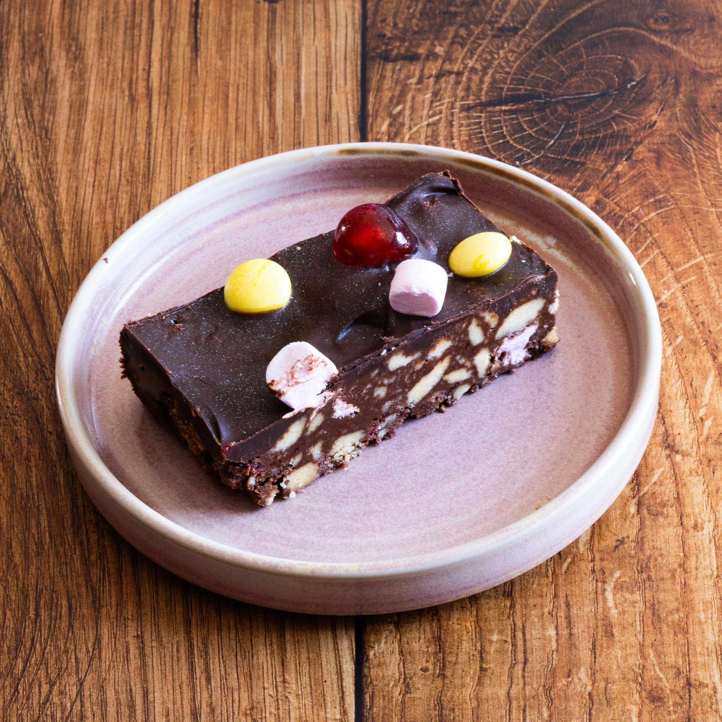 School’s Out: Best Cotswold Bakeries for Kids’ Summer Treats