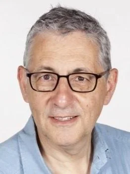 Benny Chain 350 pix.jpg