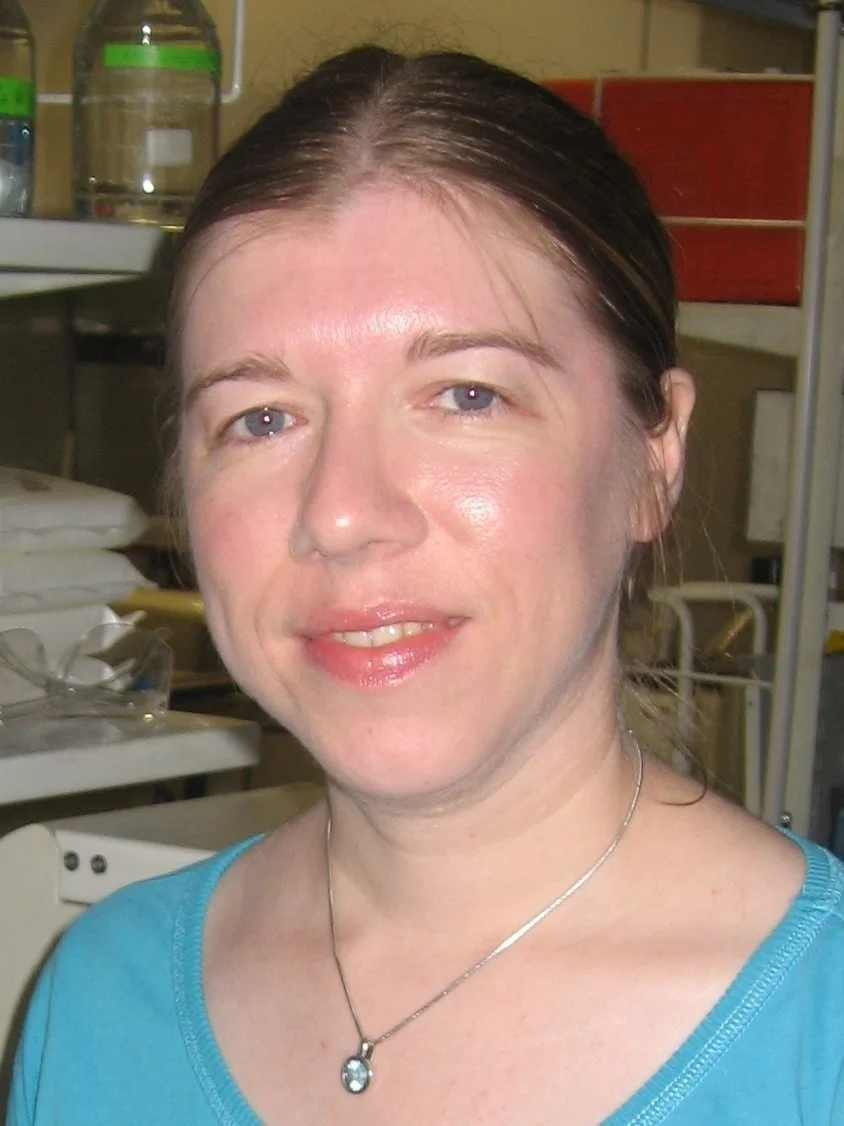 Gillian Tomlinson_photo.jpg