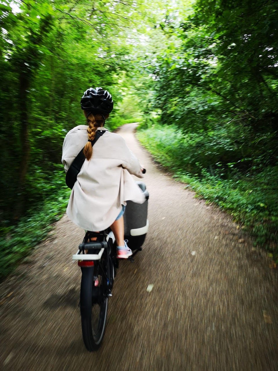 How e-bike loan schemes win hearts and save car miles