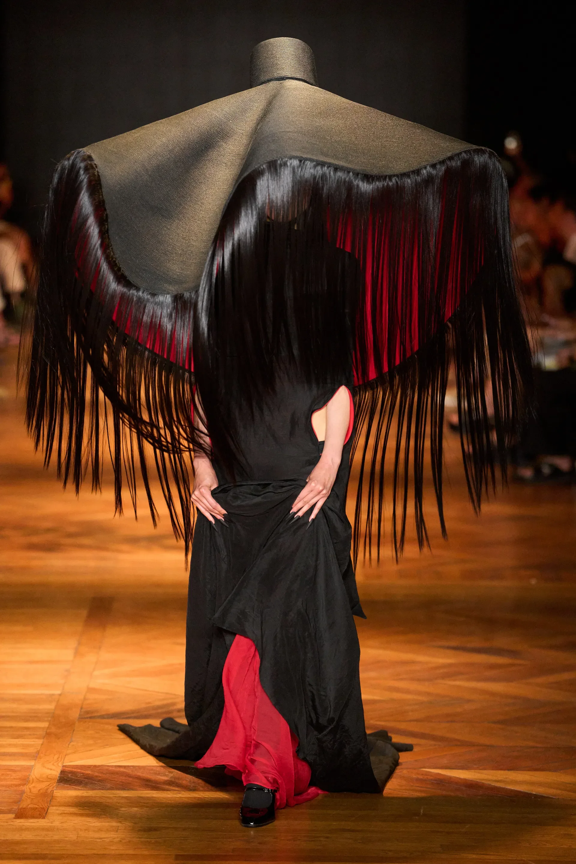 00005-charles-de-vilmorin-fall-2024-couture-credit-gorunway.webp