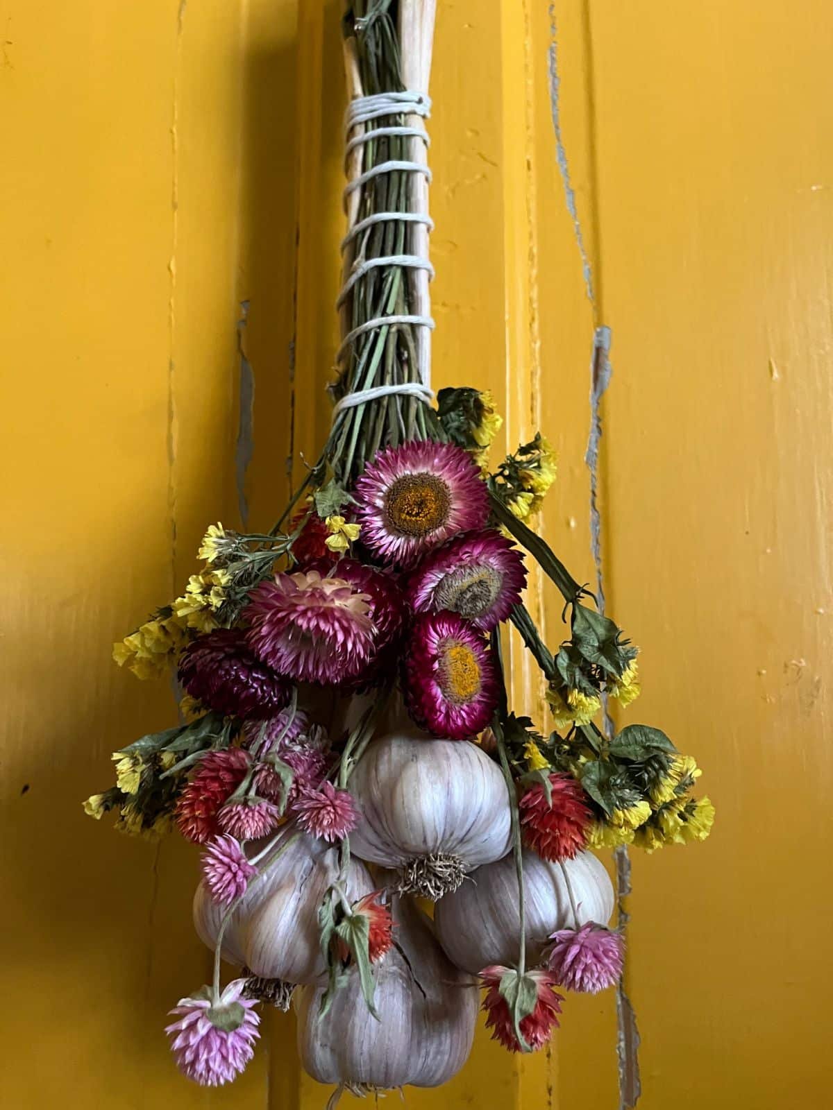 diy-garlic-bundle-25.jpg