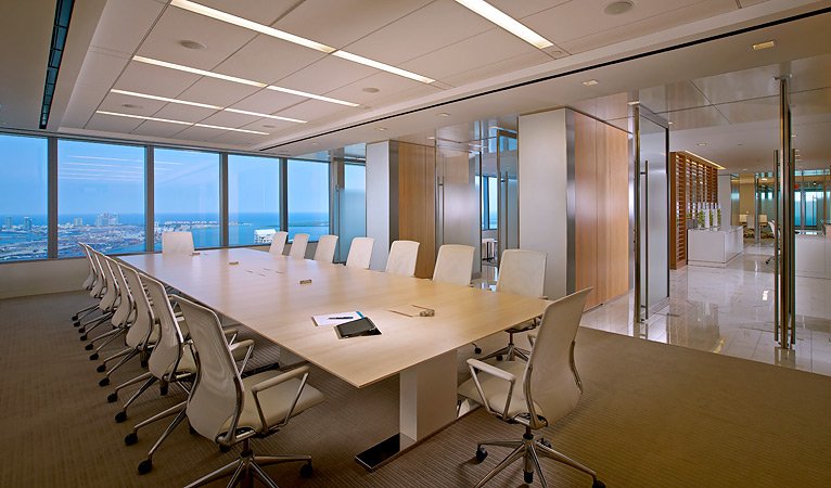 Architectural-Photographer-Greenberg-Traurig-Interior-Conference-Room-wide.jpg