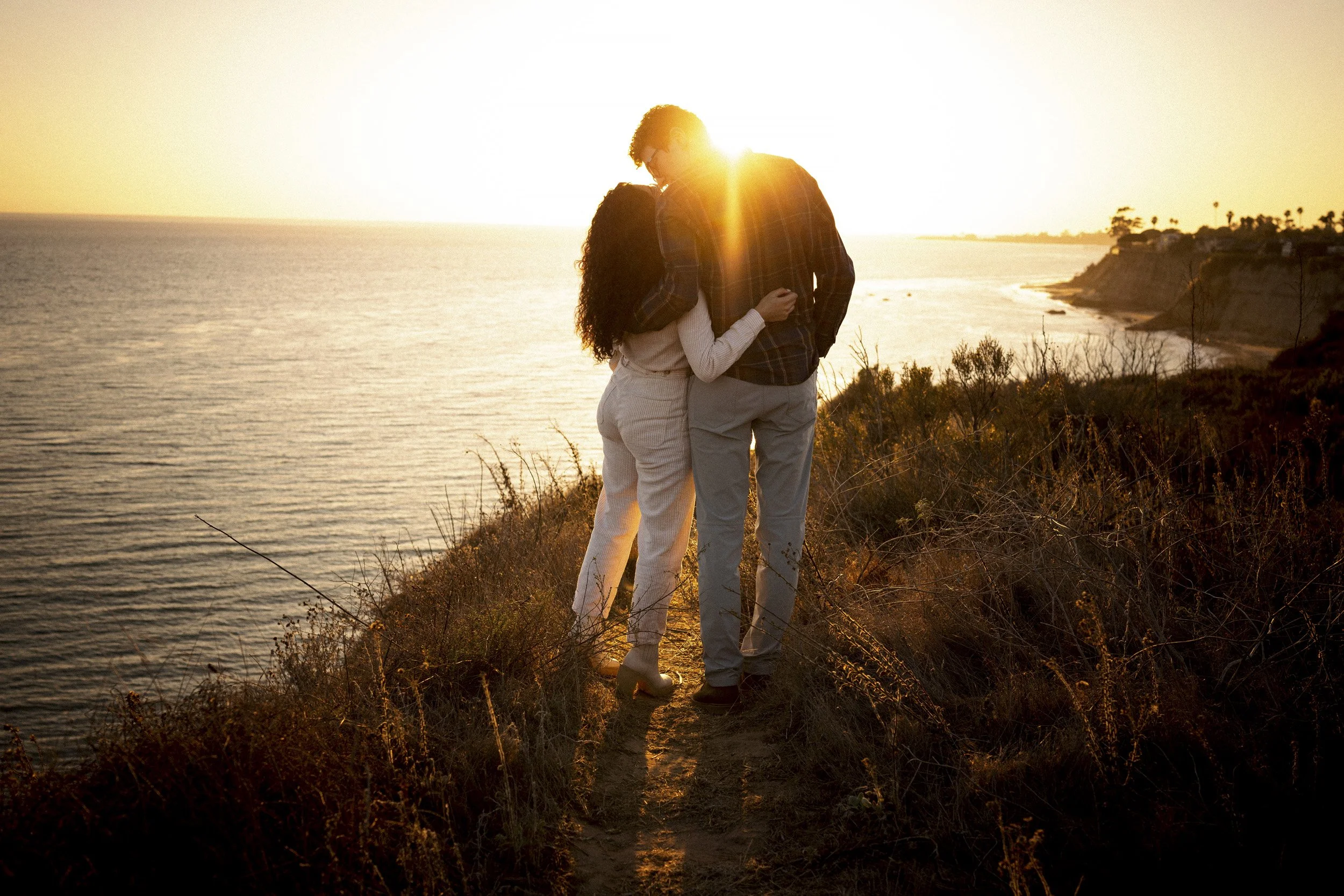 santa-barbara-sunset-proposal-kiss.jpg
