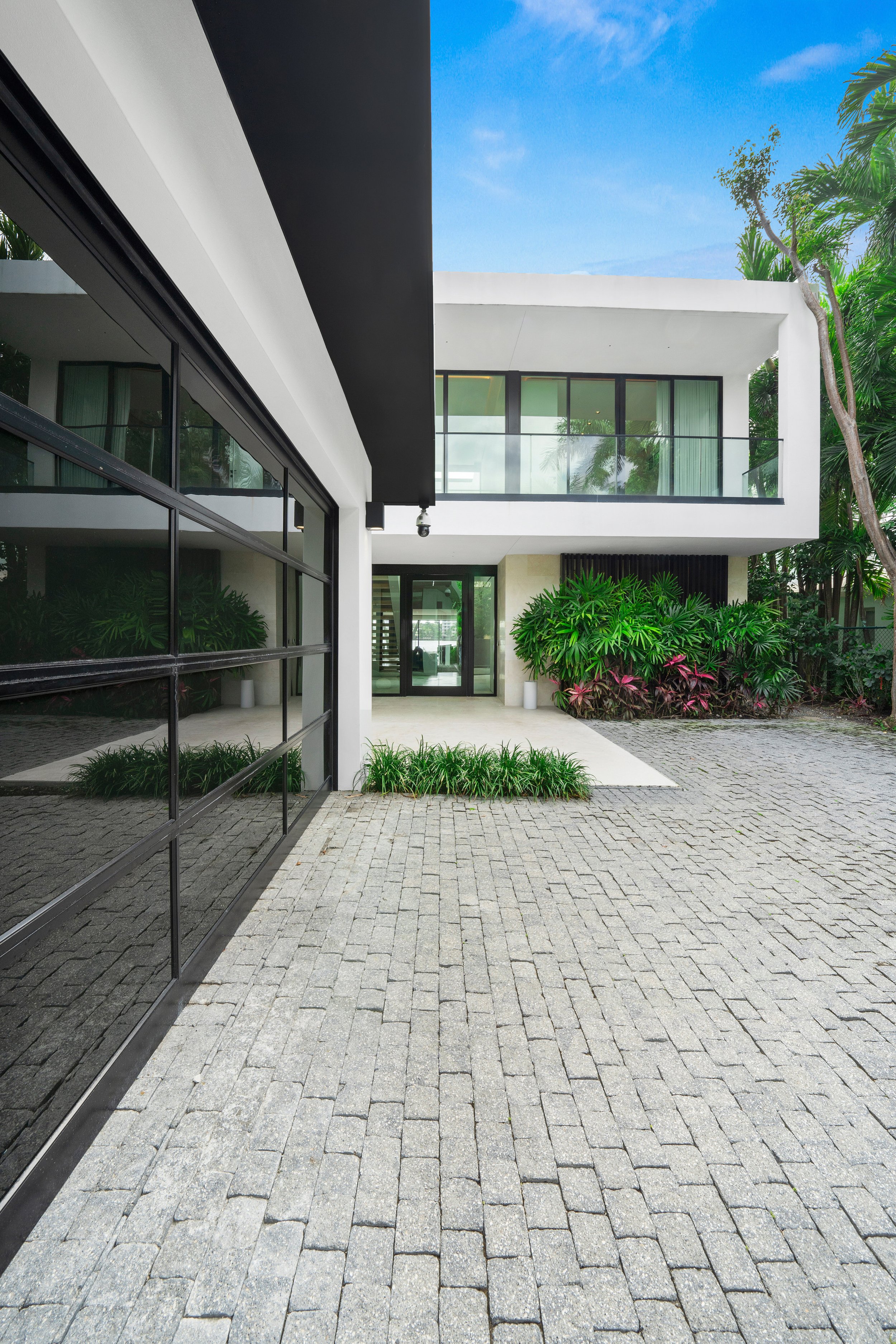 247 E Rivo Alto Drive-5.jpg