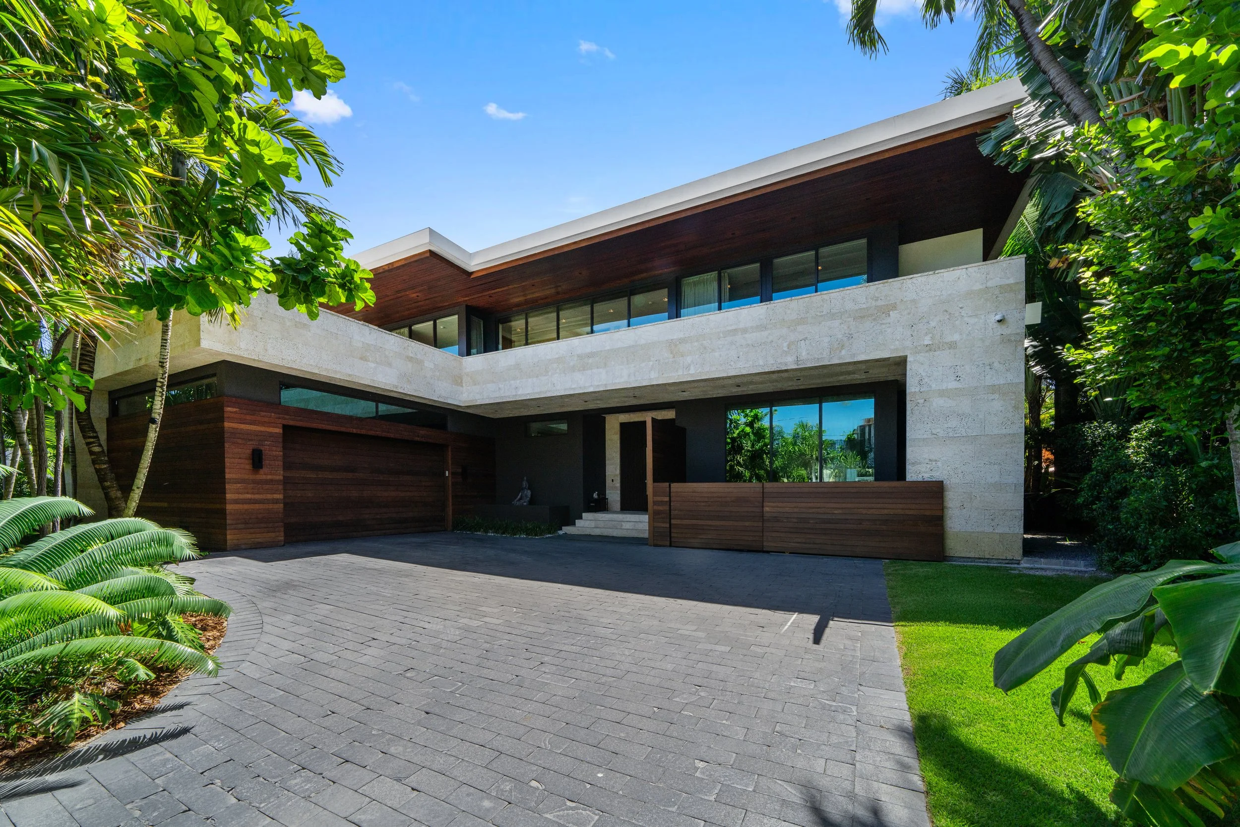 126 W San Marino Drive-3-2.jpg
