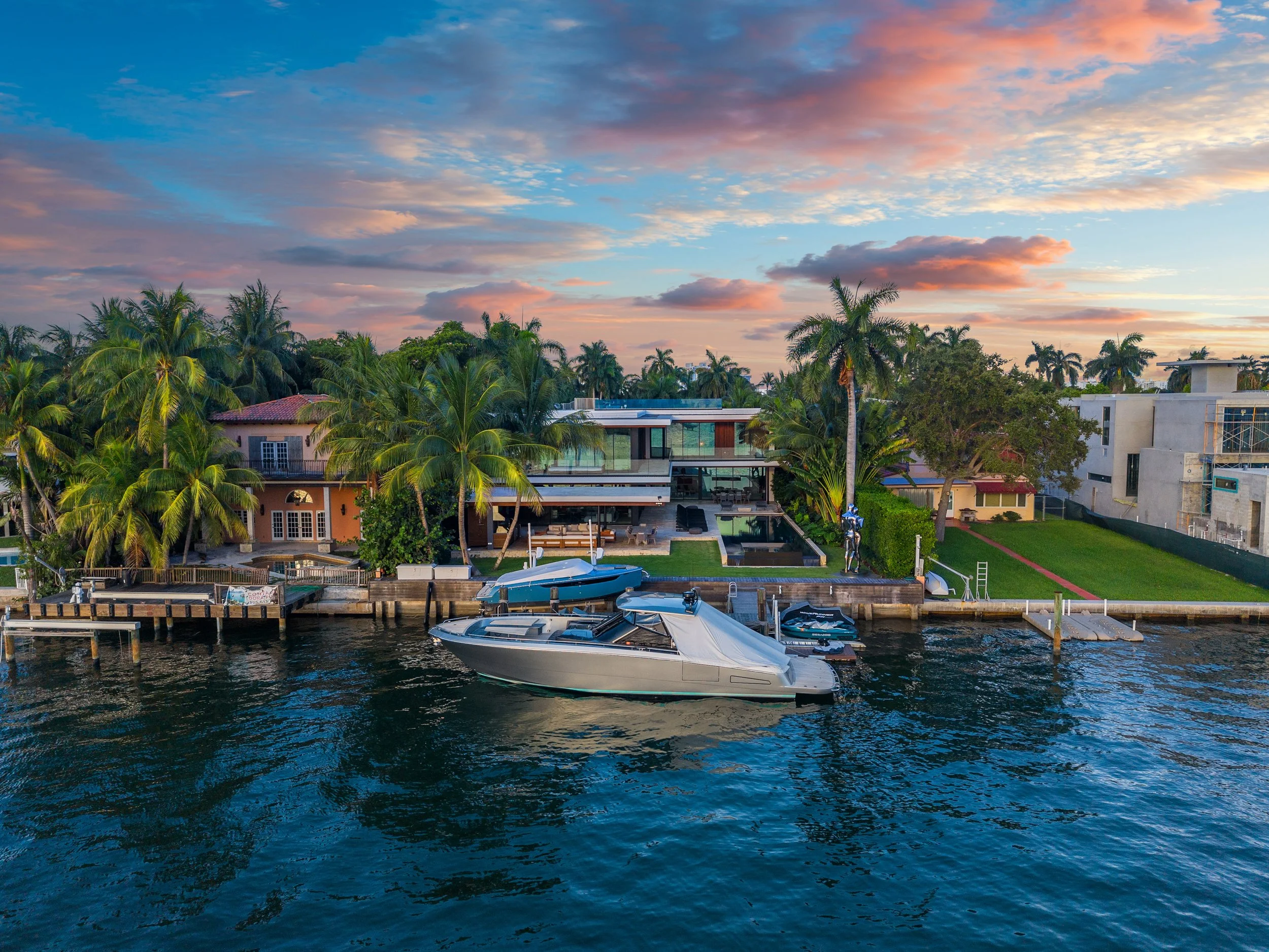 126 W San Marino Drive-9.jpg