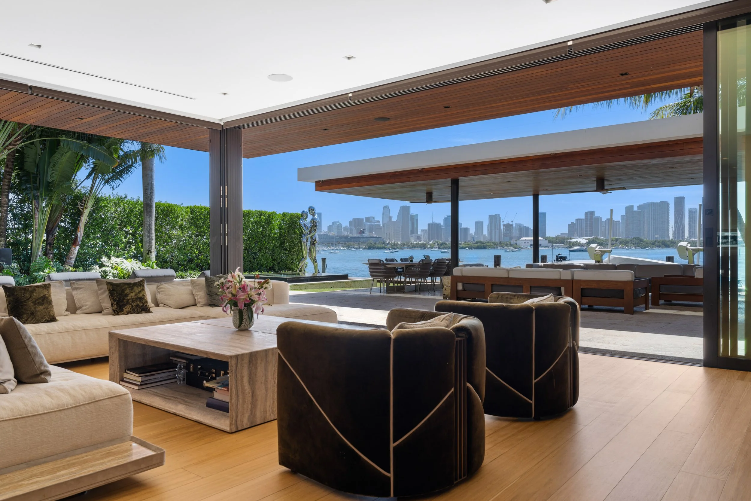 126 W San Marino Drive-3-38.jpg