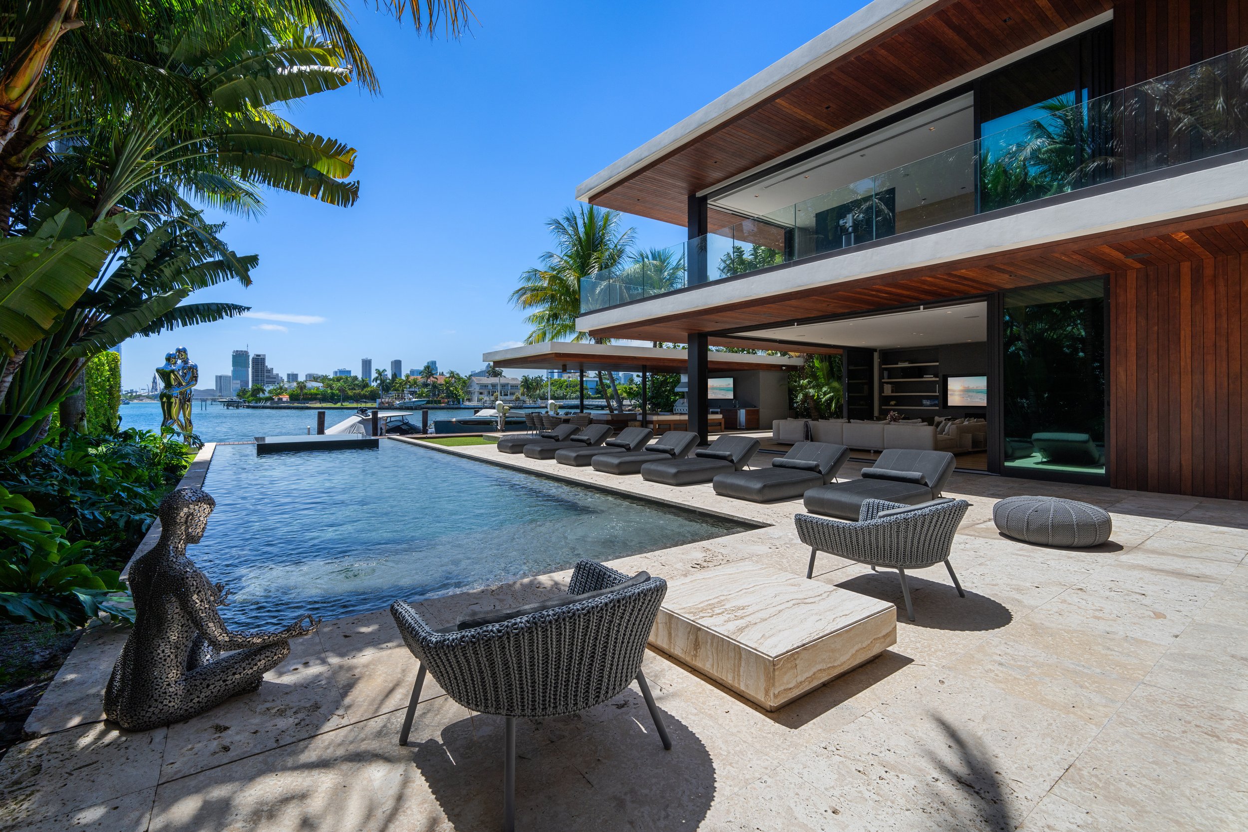 126 W San Marino Drive-3-17.jpg