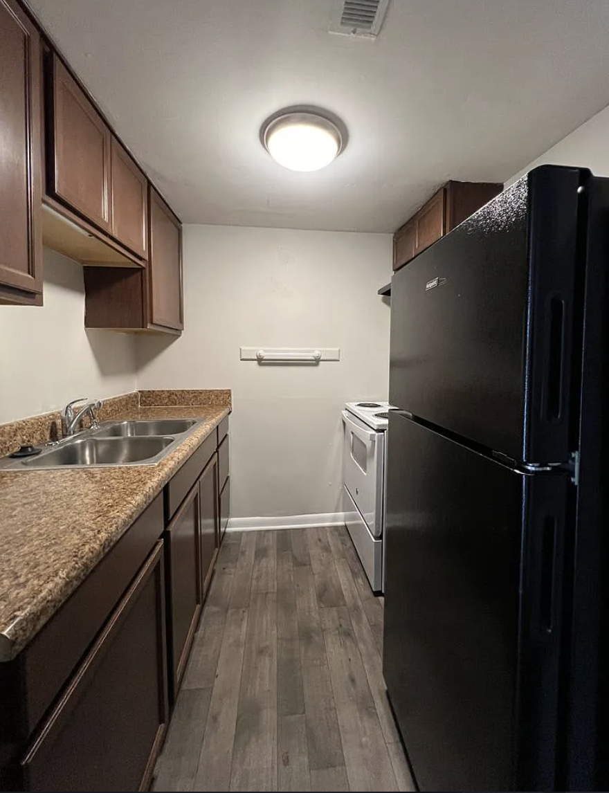 Kitchen 1 .png