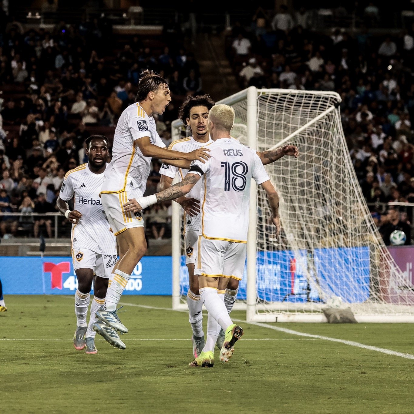 Greg Vanney on Marco Reus being healthy, in form, and getting what the teams expects from him. @lagalaxy @mls @marcinho11 #marcoreus #reus #lagalaxy #mls #futbol 

&ldquo;I think he's been really, in form&rdquo;
&ldquo;I&rsquo;ve said this, you know,