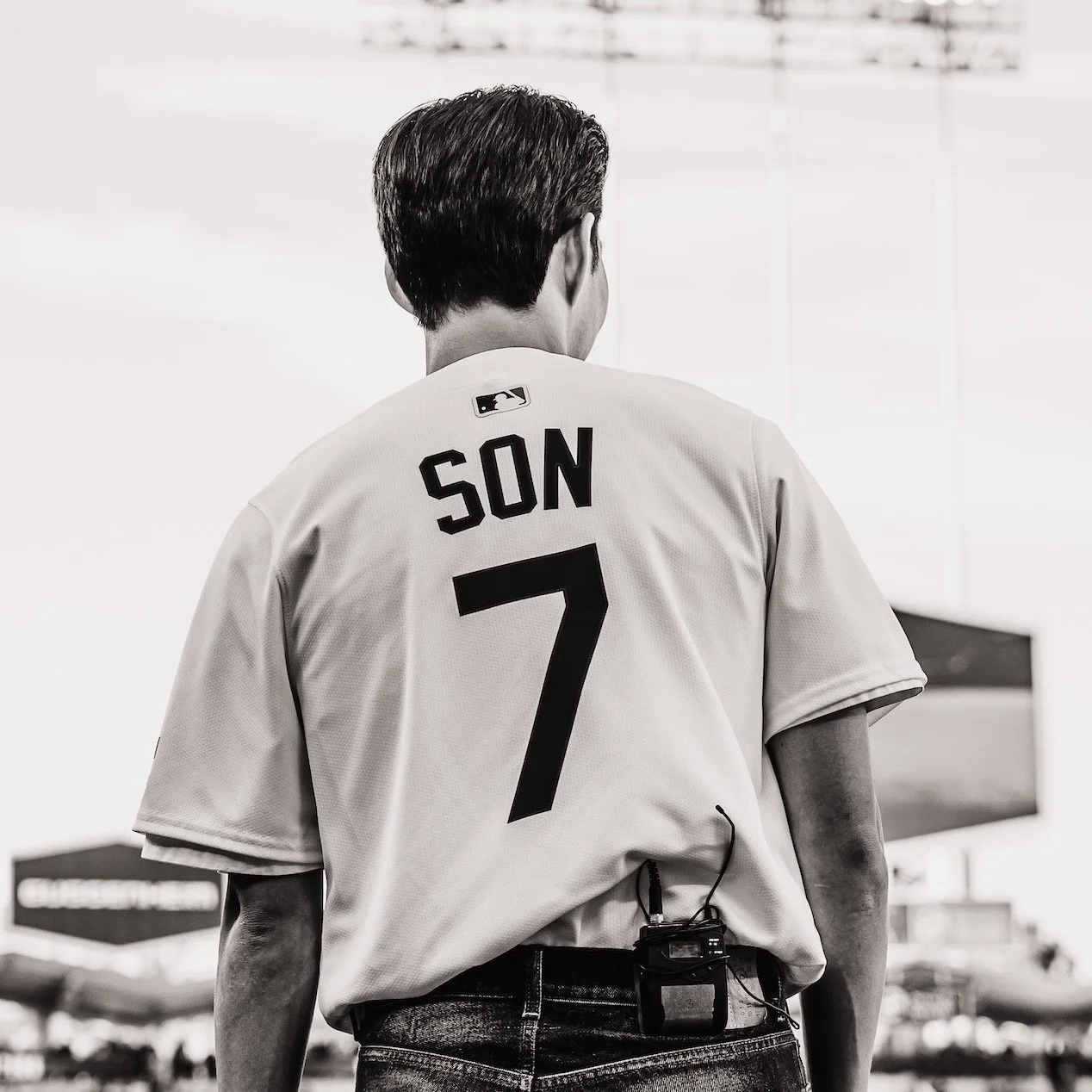 LAFC x Dodgers ⚾️⚽️🏟️ @lafc @dodgers @mls @hm_son7 
LAFC vs Austin Playoffs edition, LAFC begins the Best-of-3 series in the 2025 MLS Cup Playoffs with a Wednesday night game versus Austin FC at BMO Stadium. 
Beginning at 5:00 p.m. PT, fans will be 