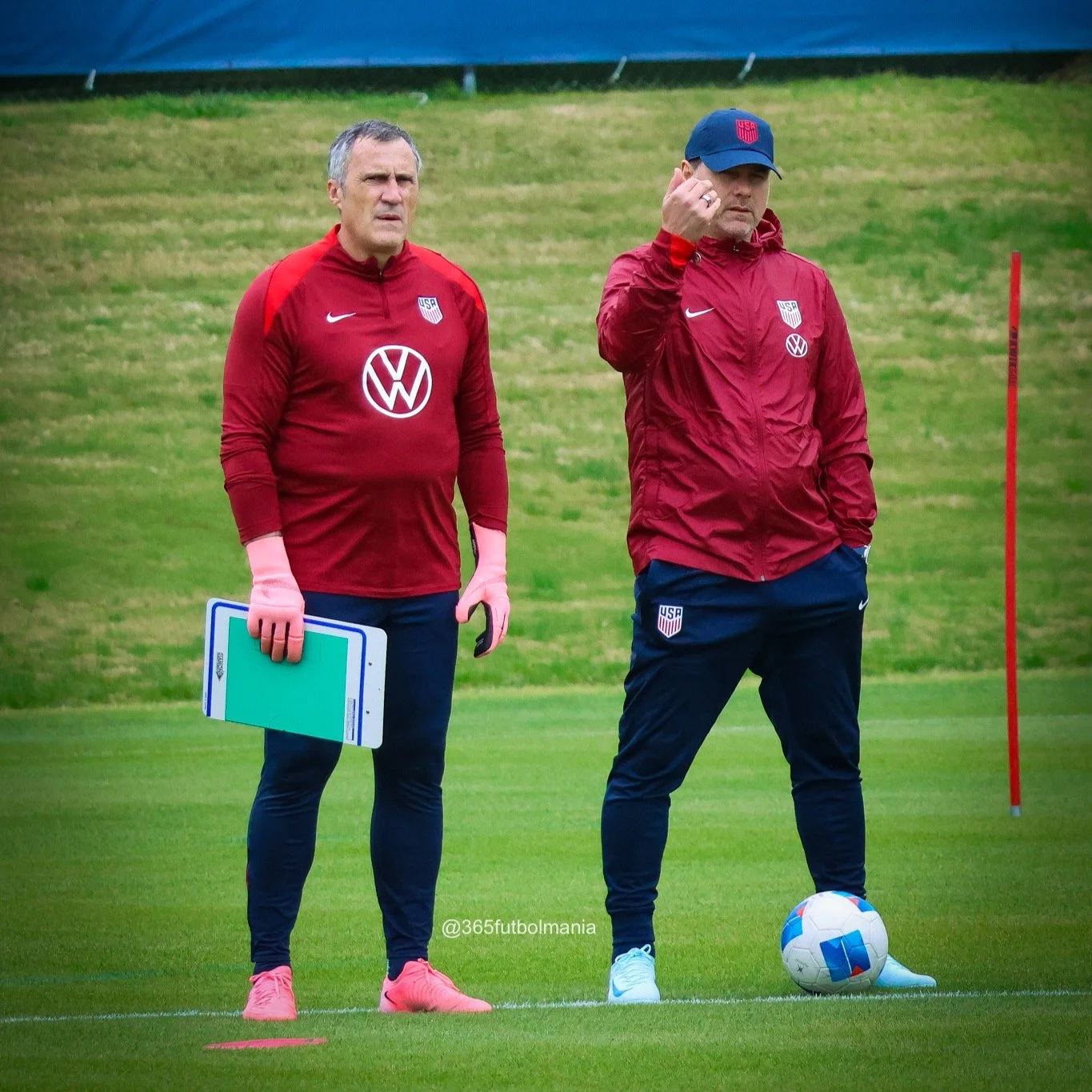 U.S. Men&rsquo;s National Team head coach Mauricio Pochettino on getting out of the group stages following the Fifa World Cup Draw 
⚽️🏟️ @ussoccer @usmnt @fifaworldcup @pochettino 

&ldquo;In soccer, first of all we can not put pressure on our playe