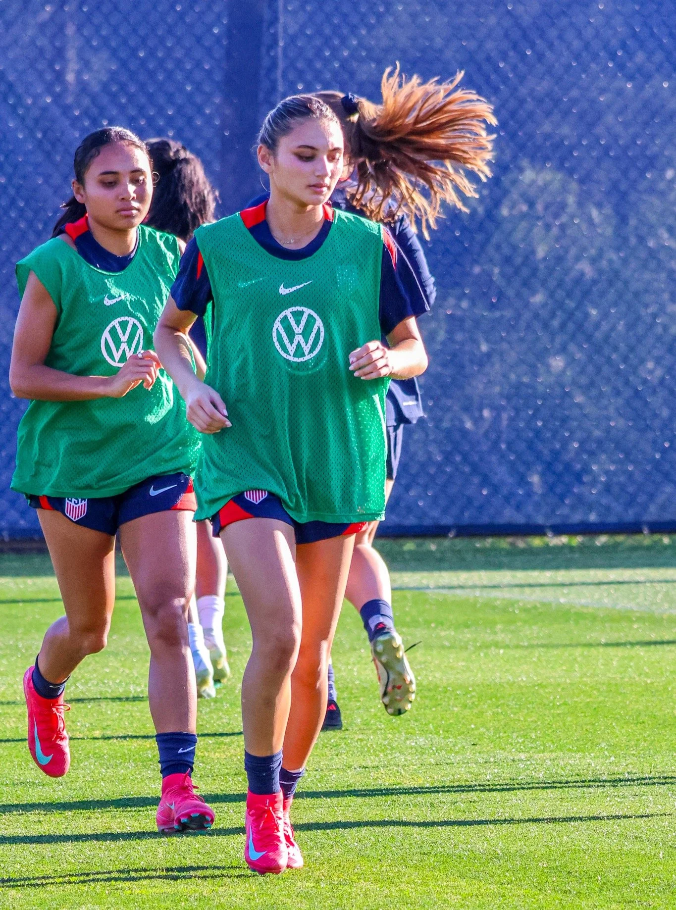Thompson sisters return for USWNT 2026 SheBelieves Cup ! ⚽️🏟️ @uswnt @giselethomp @alyssthomp #uswnt

Angel City FC Defender Gisele Thompson, &amp; Chelsea FC Forward Alyssa Thompson return to the USWNT SheBelieves Cup roster for the second time tog
