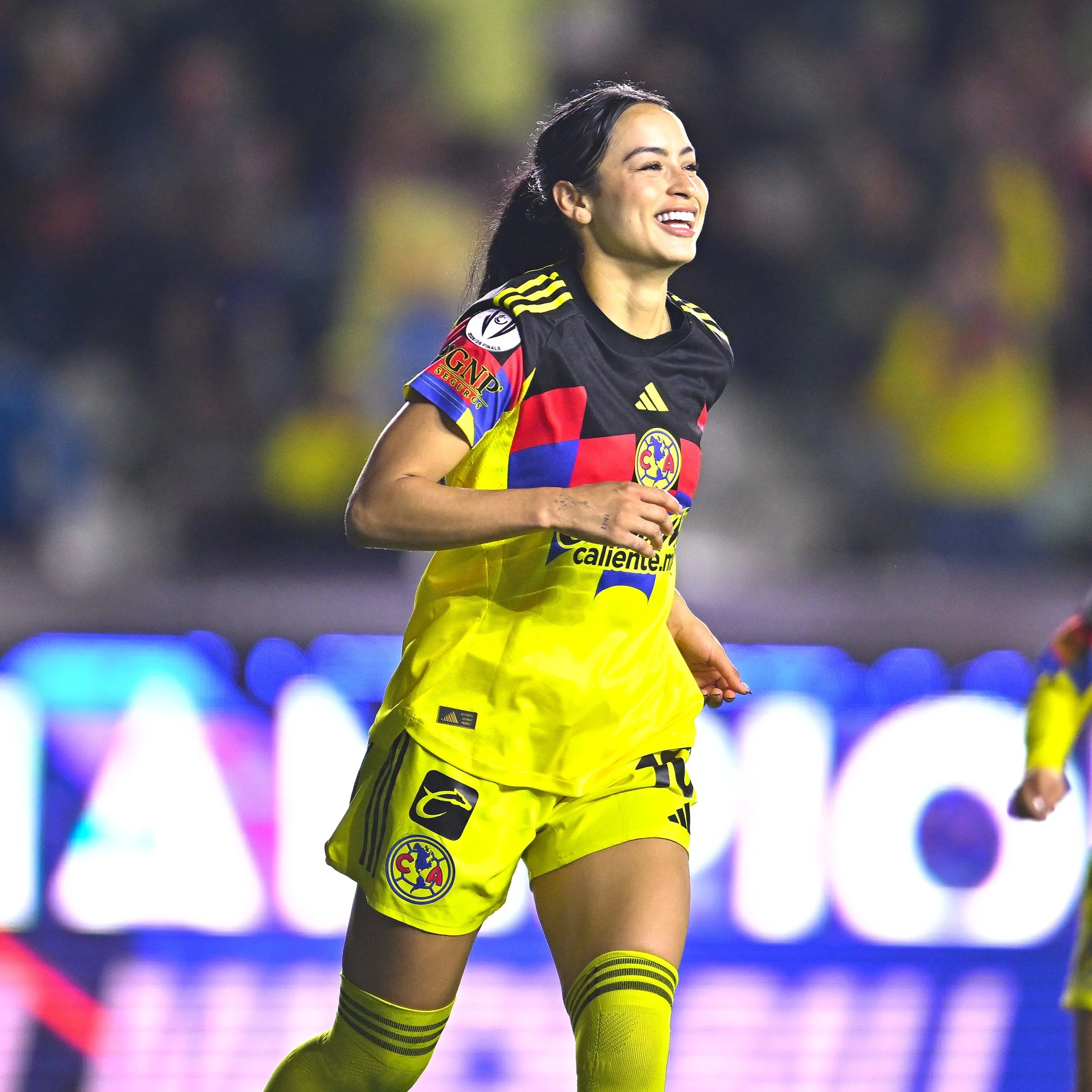 ⚽️🏆 Scarlett Camberos makes it 5-3 to win the Concacaf W Champions Cup with Club America Femenil @concacafw @americafemenil @scarlett_camberos @ligabbvamxfemenil 

Photo Credit Concacaf @concacaf