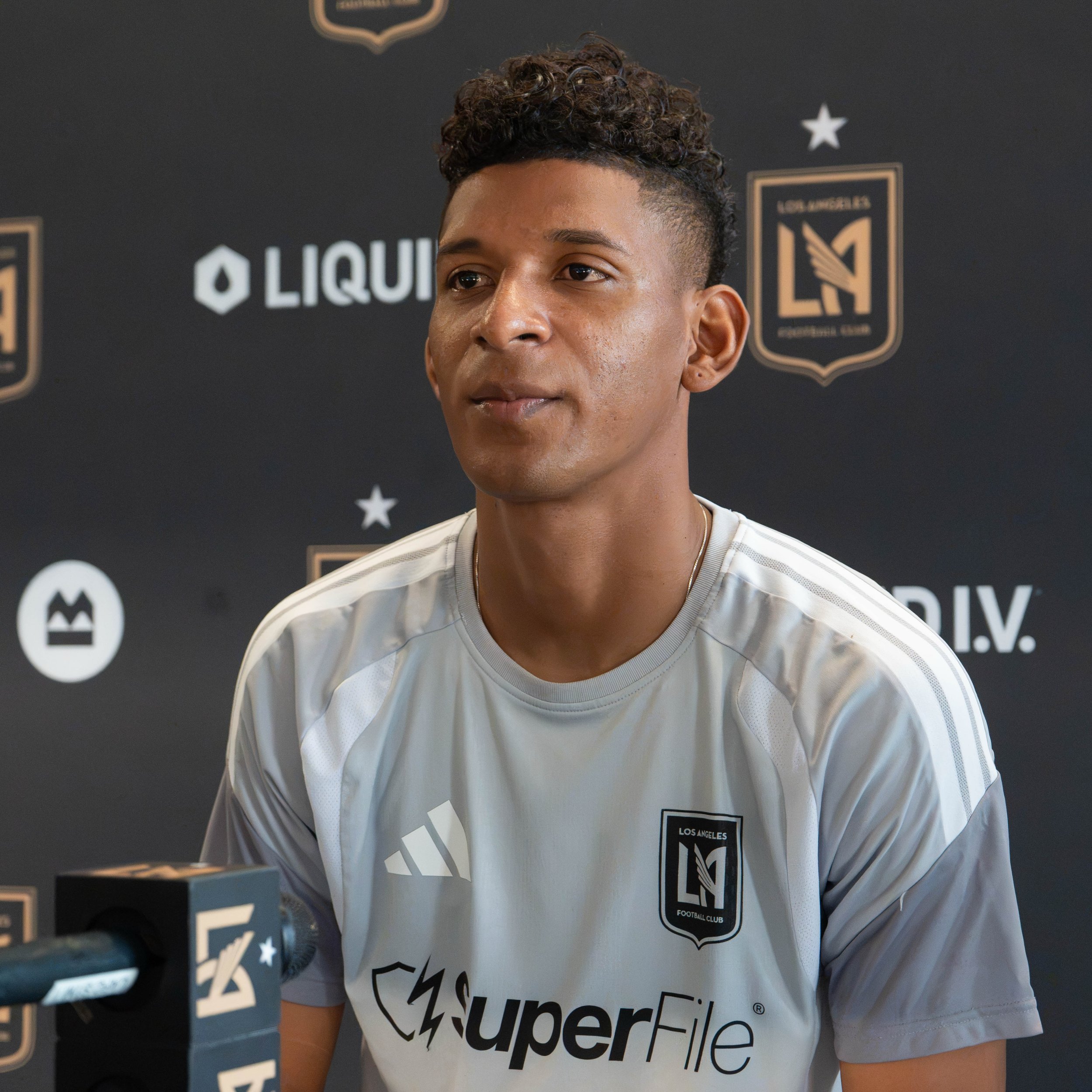 LAFC media availability ahead of FC Dallas away match ⚽️🏟️ @lafc @somoslafc @mls @mlses 
Playoff positioning on the way as MLS teams try to secure hosting playoff matches 📈

 LAFC sits sixth in the West with 41 points from an 11W-8L-8D record. Dall