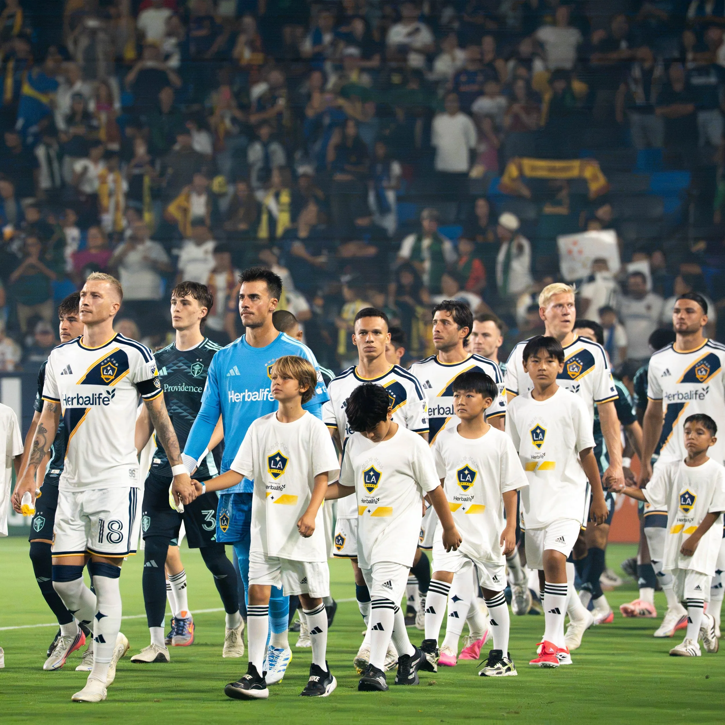 The LA Galaxy return to Dignity Health Sports park to host Liga MX side Cruz Azul for a friendly match on Sunday, October 4 during international break ⚽️🏟️🎽 @lagalaxy @mls @mlses 

&ldquo;In the only previous meeting between the two clubs, the LA G