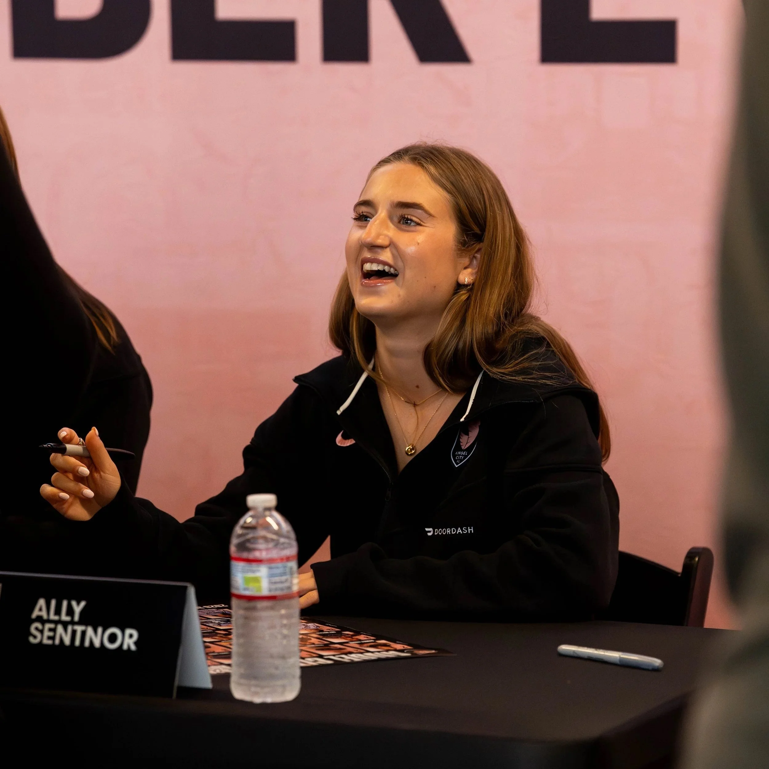Angel city fc Signs USWNT Forward Ally Sentnor