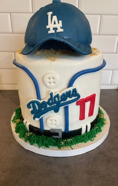 Custom Dogers Cake