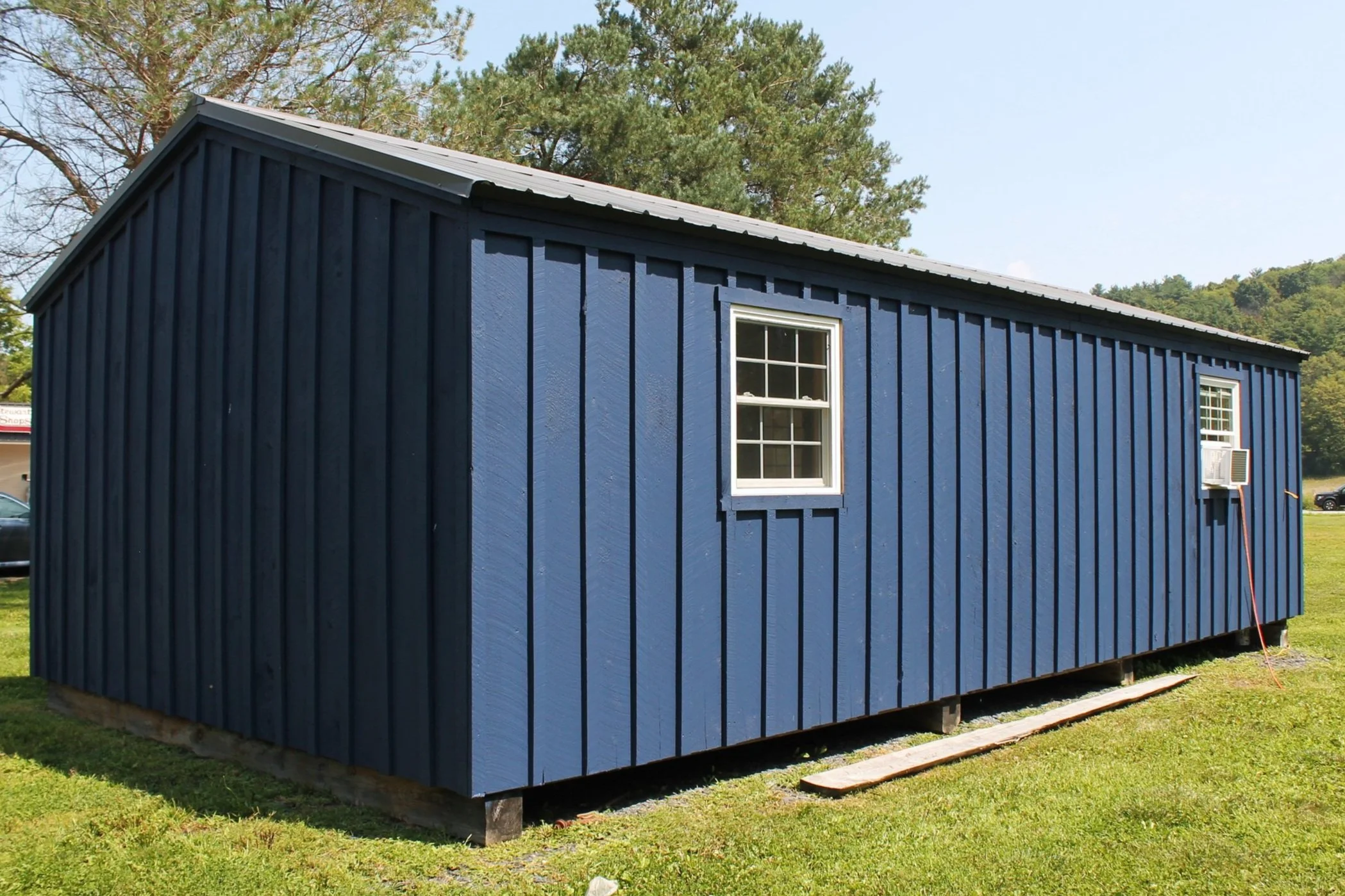 Eco-friendly and attractive siding made from reclaimed Tappan Zee Bridge wood.