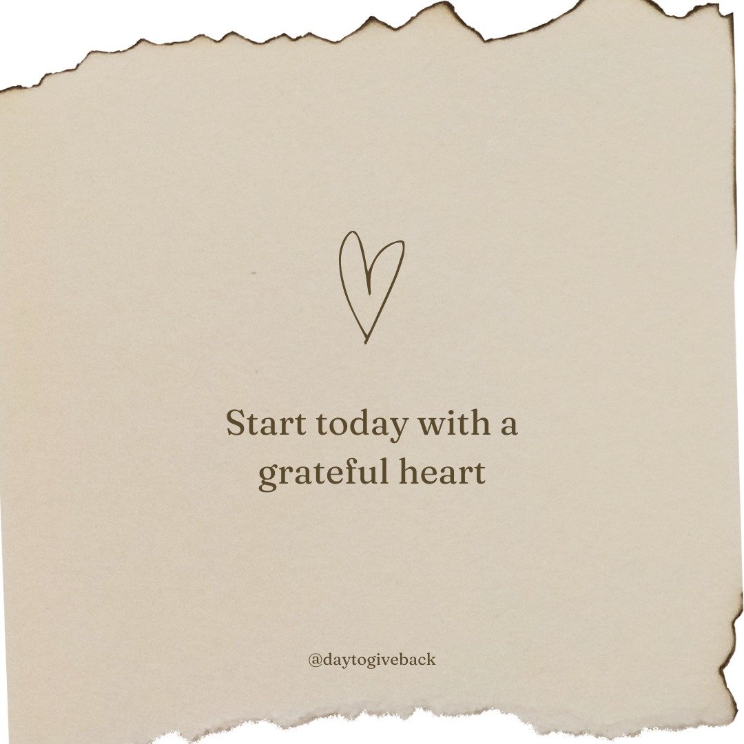 The secret to a good day? Starting with a grateful heart. Everything else follows. 🌿
