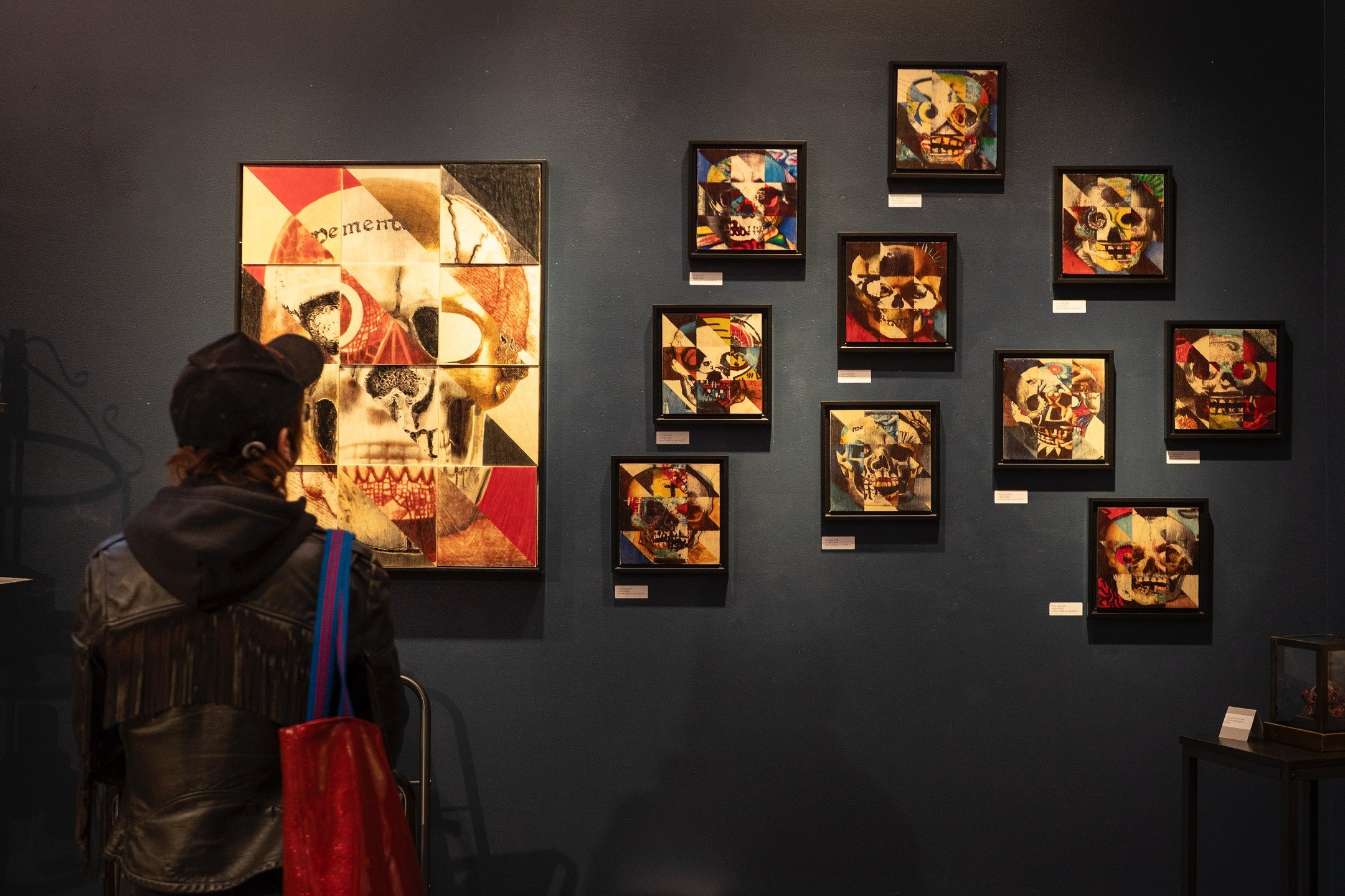 Skull exhibit by @troygua at @ghostgallery during the October art walk , captured by @films.about.artists 💕 #seattleartists #artgallery #seattlegallery #curator #downtownseattle #artwalk