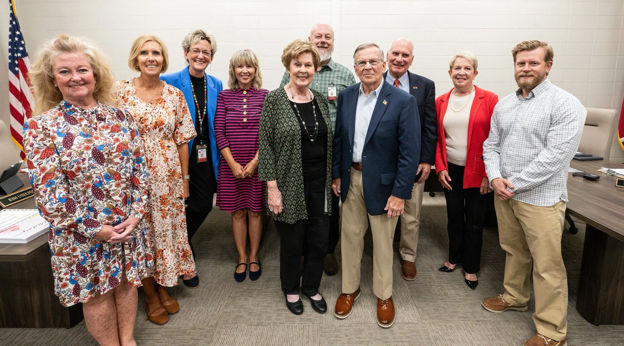 Tullahoma School Board Votes to Limit Classroom Flags After Heated Debate Over LGBTQ+ Symbols