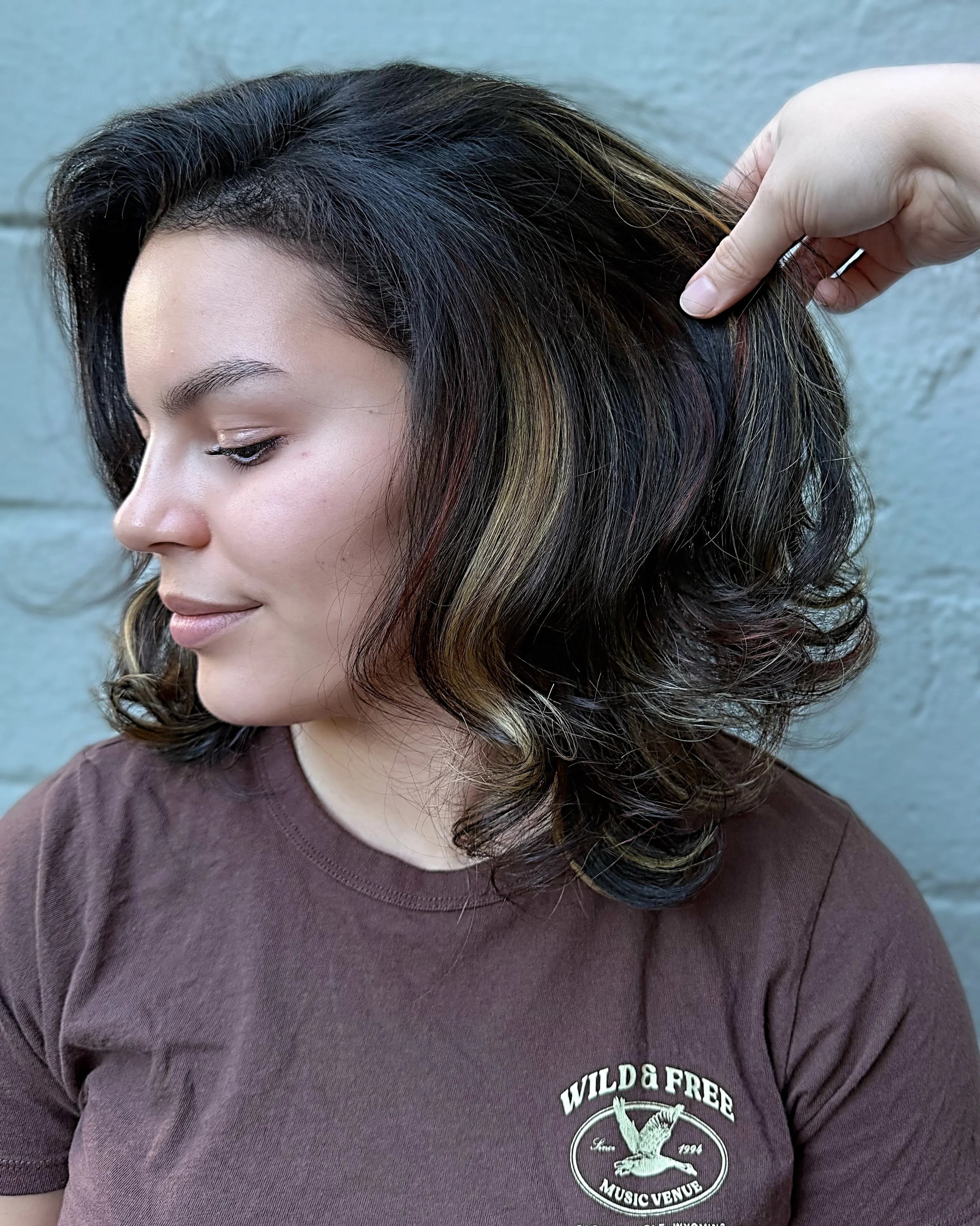 Beautiful calico color blocking by @celeste.menuey 🧡💛🤎

Interesting color placement, vivids, high contrast colors, are just some of her specialties. 

Curious about what&rsquo;s possible with your hair? Book a color consult with one of our talente
