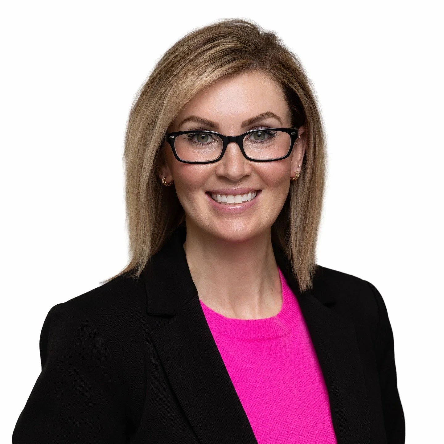 I recently worked with a headshot client where the company was based out of state, but the employee was local.

The company had very specific requirements &mdash; how the image needed to be cropped, how the subject was positioned, lighting, and overa