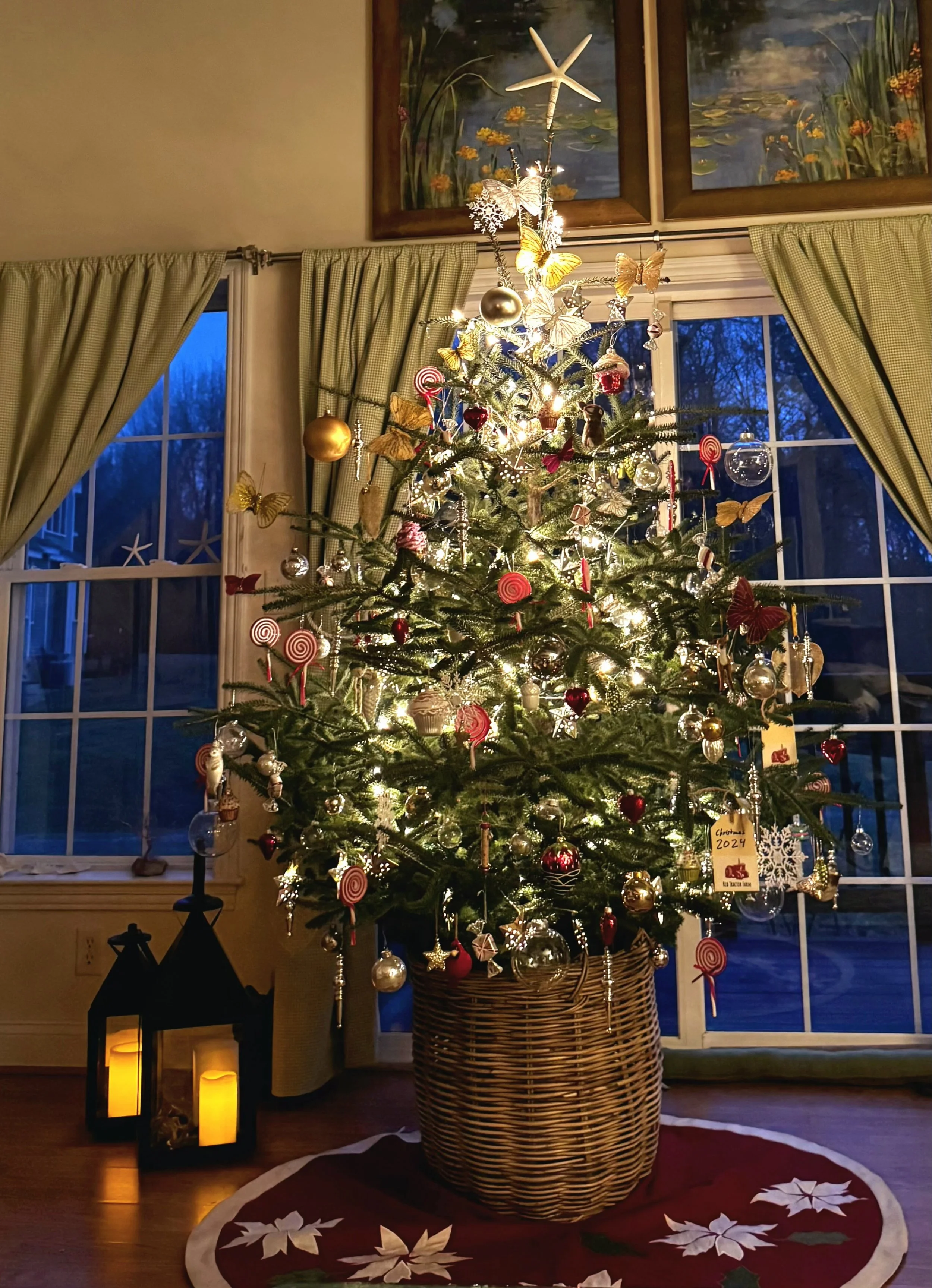 Christmas Tree - TALL (~ 6')