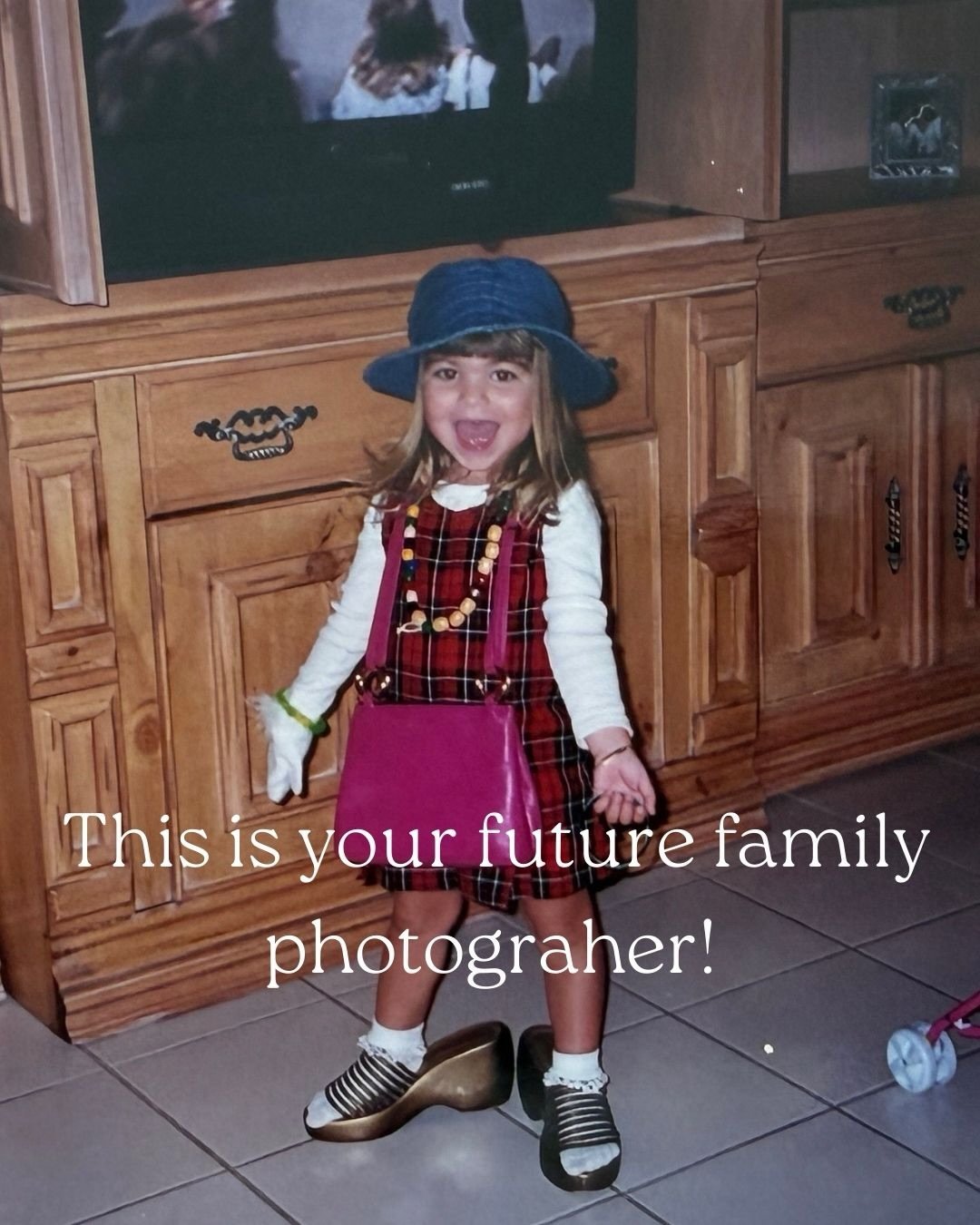 Had to jump on this trend&hellip; from selling 1&cent; drawings to styling bath-towel scarves, it all led back to this: a deep love for family and the memories we make together. I do this because your family&rsquo;s story deserves to be told beautifu