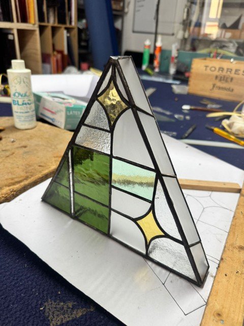 stained-glass-workshop-participant-piece-side (Thumbnail).jpg