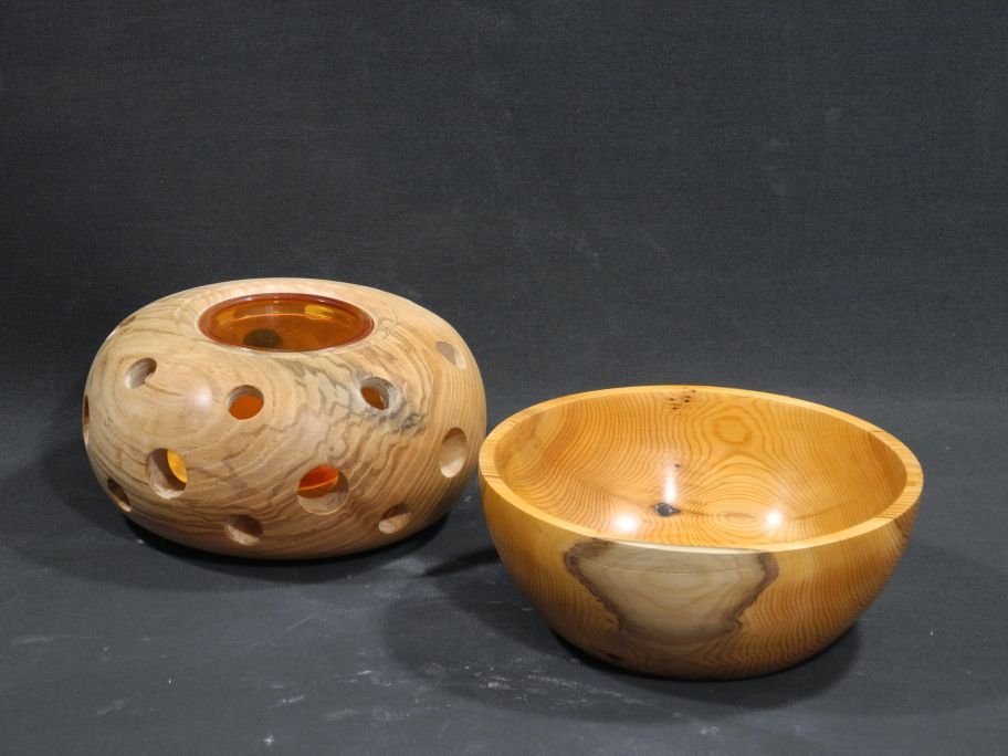 custom-wooden-bowls-crafted-woodturning-workshop.JPG