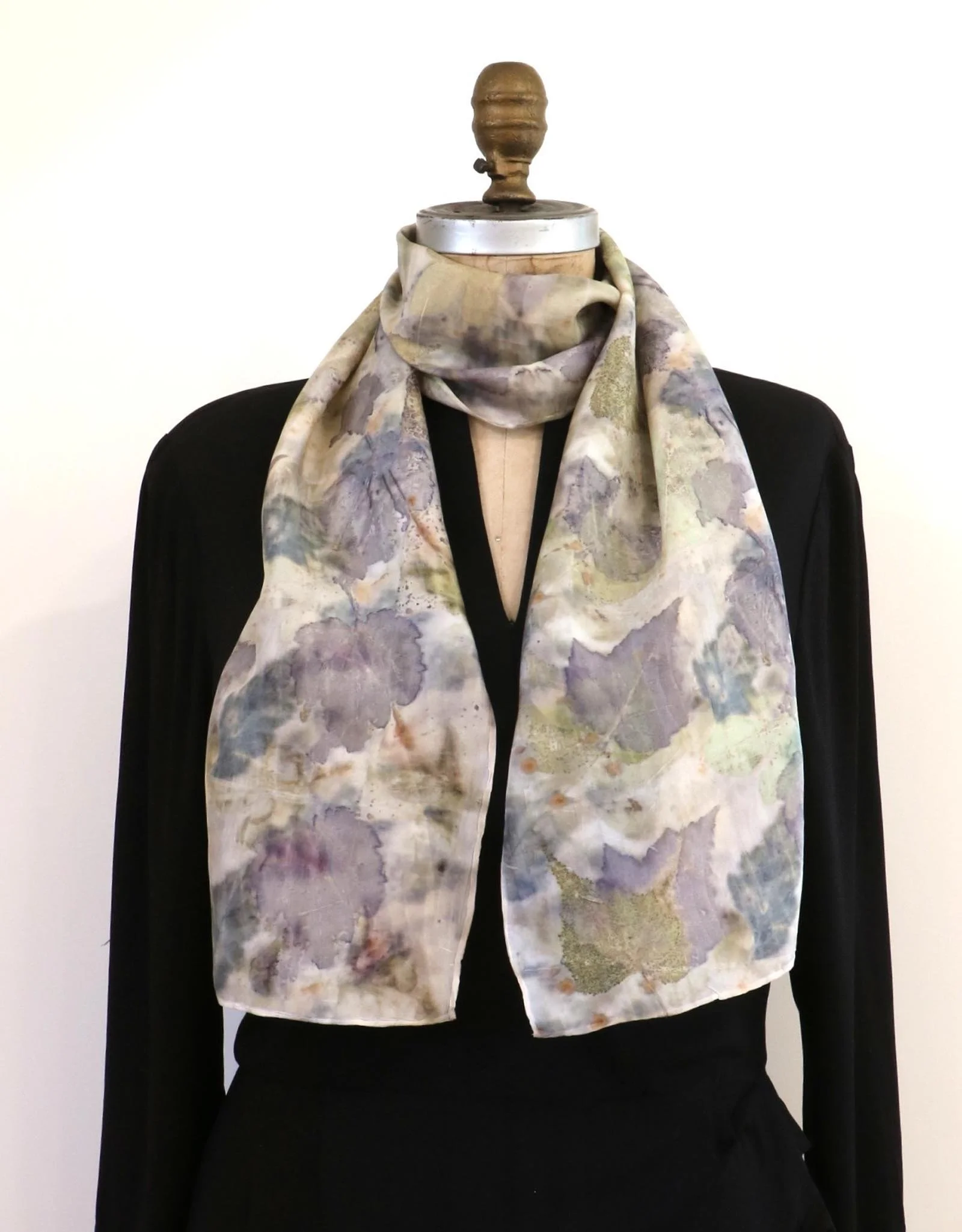 Blue maples scarf