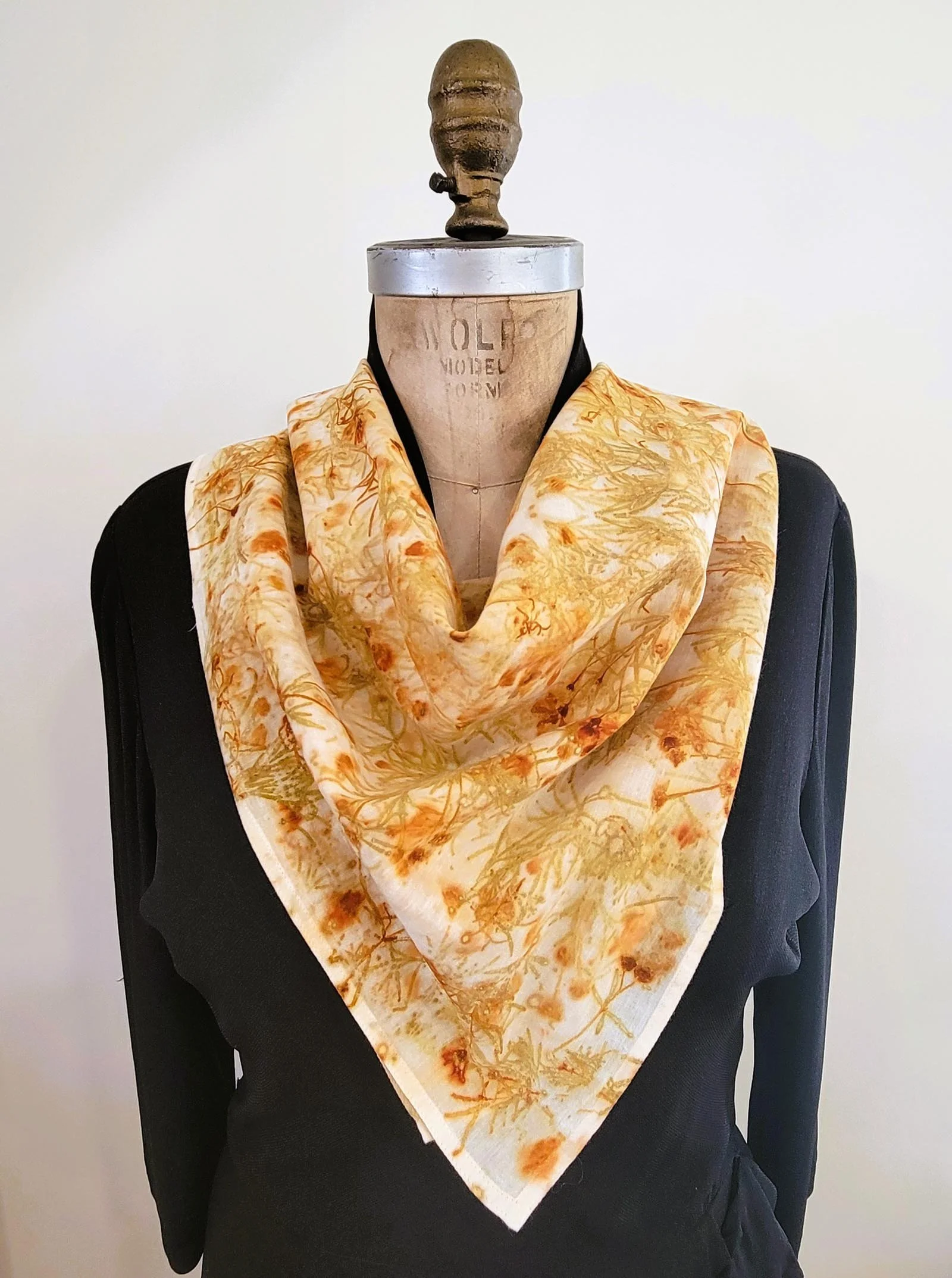 Orange coreopsis bandana (detail 1)