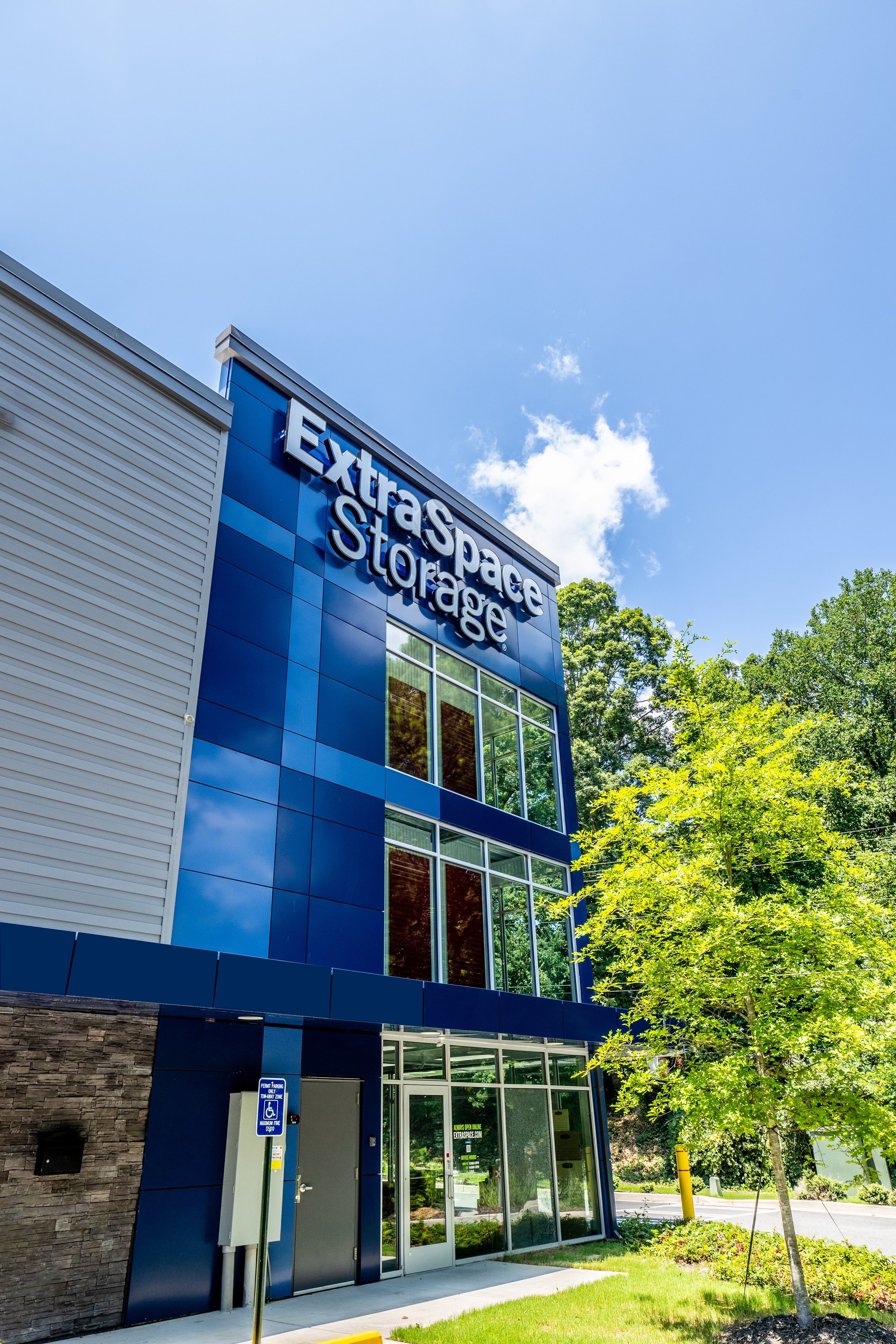 ACM Panels on Extra Space Storage in Sandy Springs, Georgia - ALPOLIC PE Core ACM Auburn Blue (Solid Finish) RTB Blue (Solid Finish)