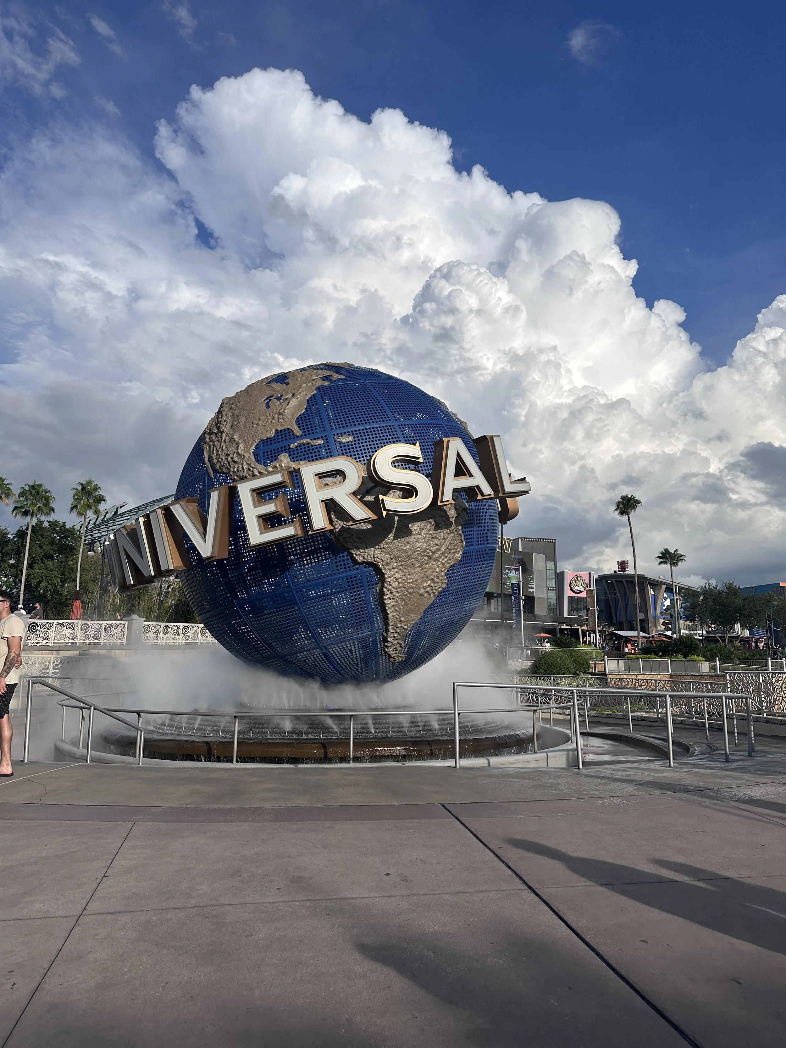 Universal Orlando Mobile Ordering: Everything You Need to Know + My Favorite Places to Use It